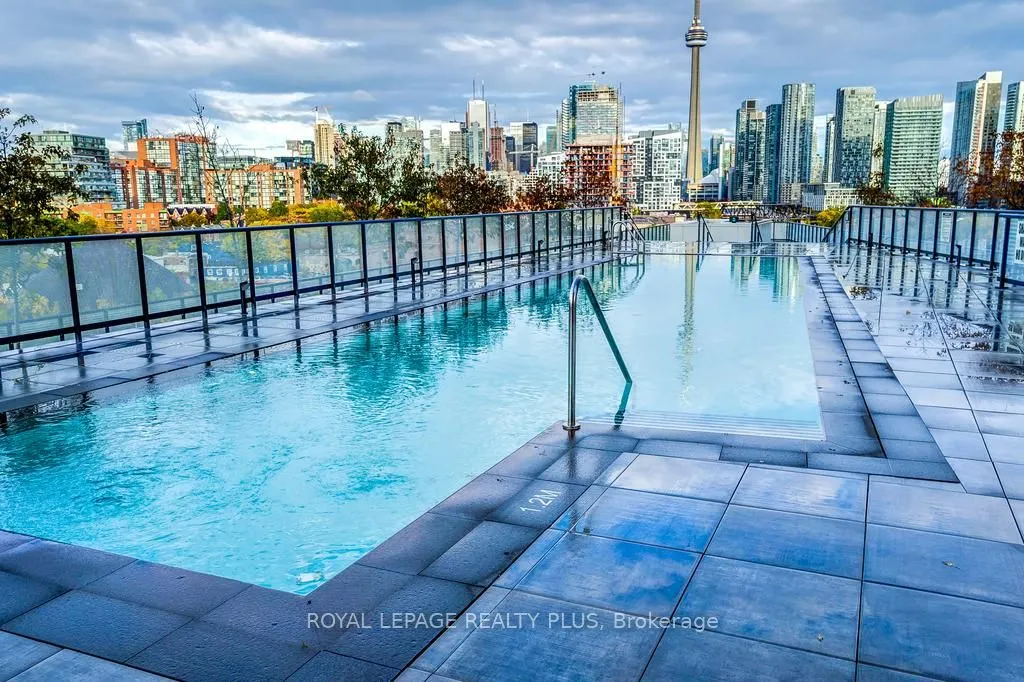 50 Ordnance Street, #1407