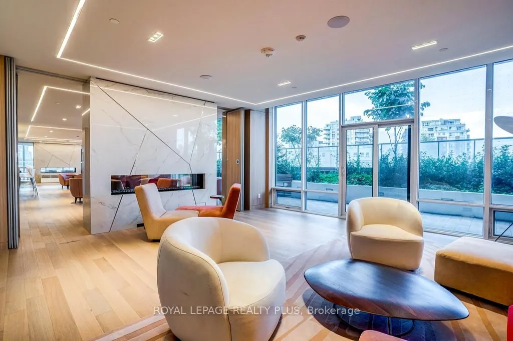50 Ordnance Street, #1407