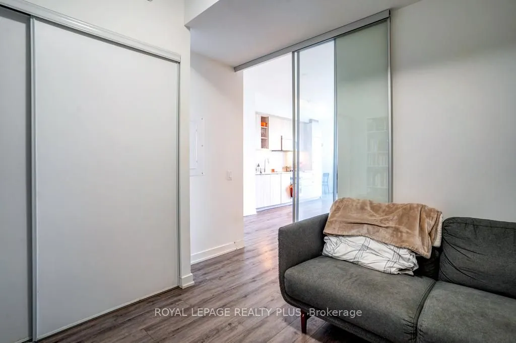 50 Ordnance Street, #1407