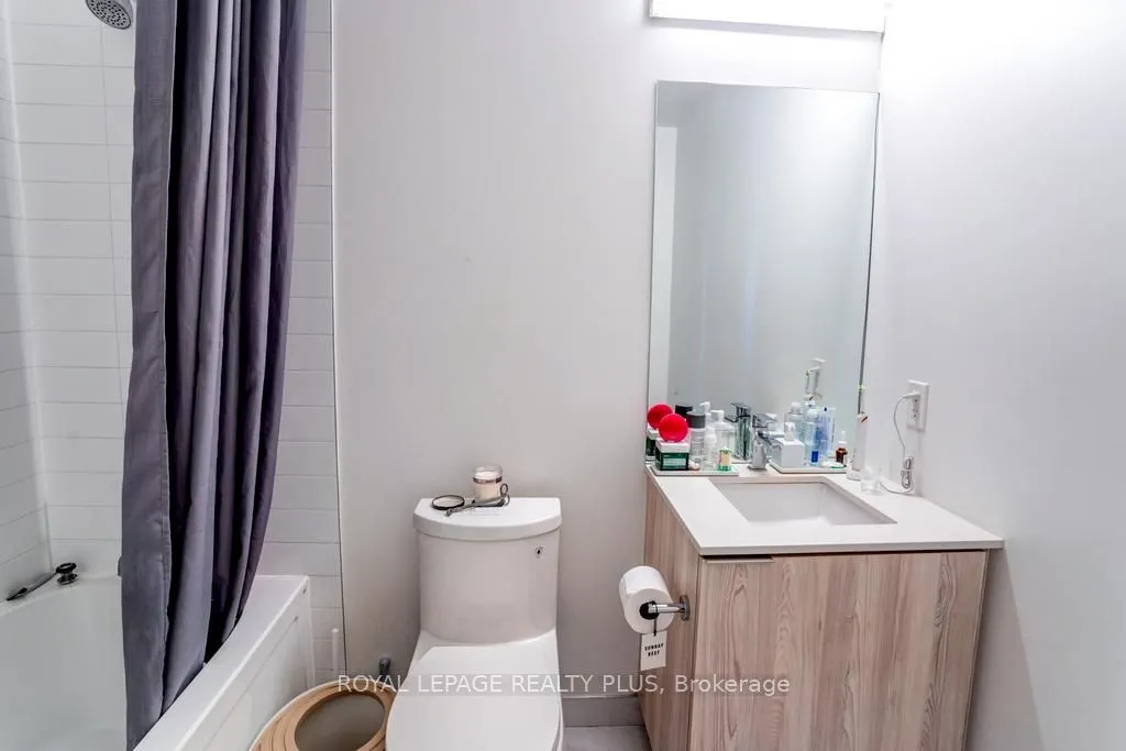 50 Ordnance Street, #1407