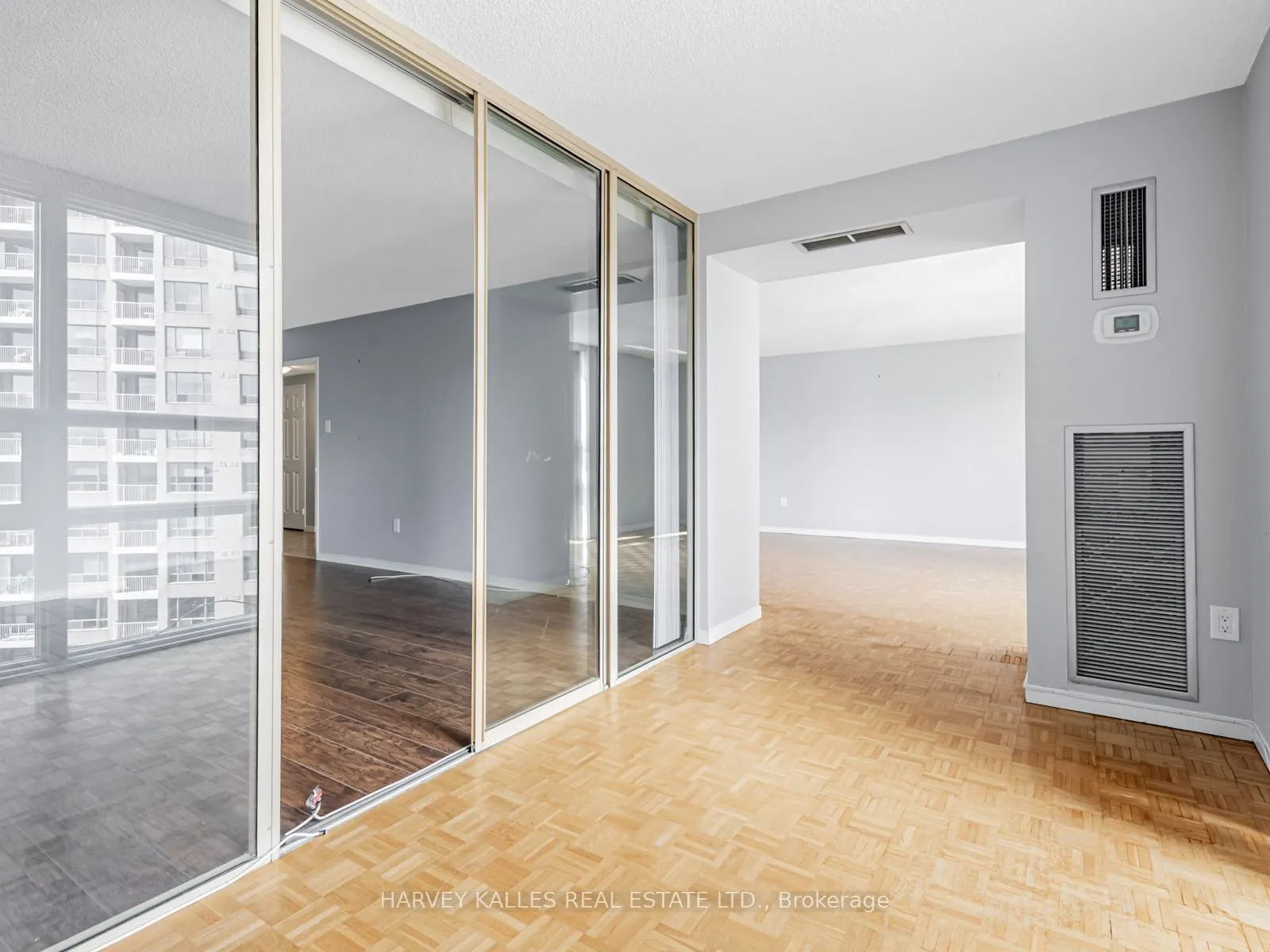 131 Beecroft Road, #1707