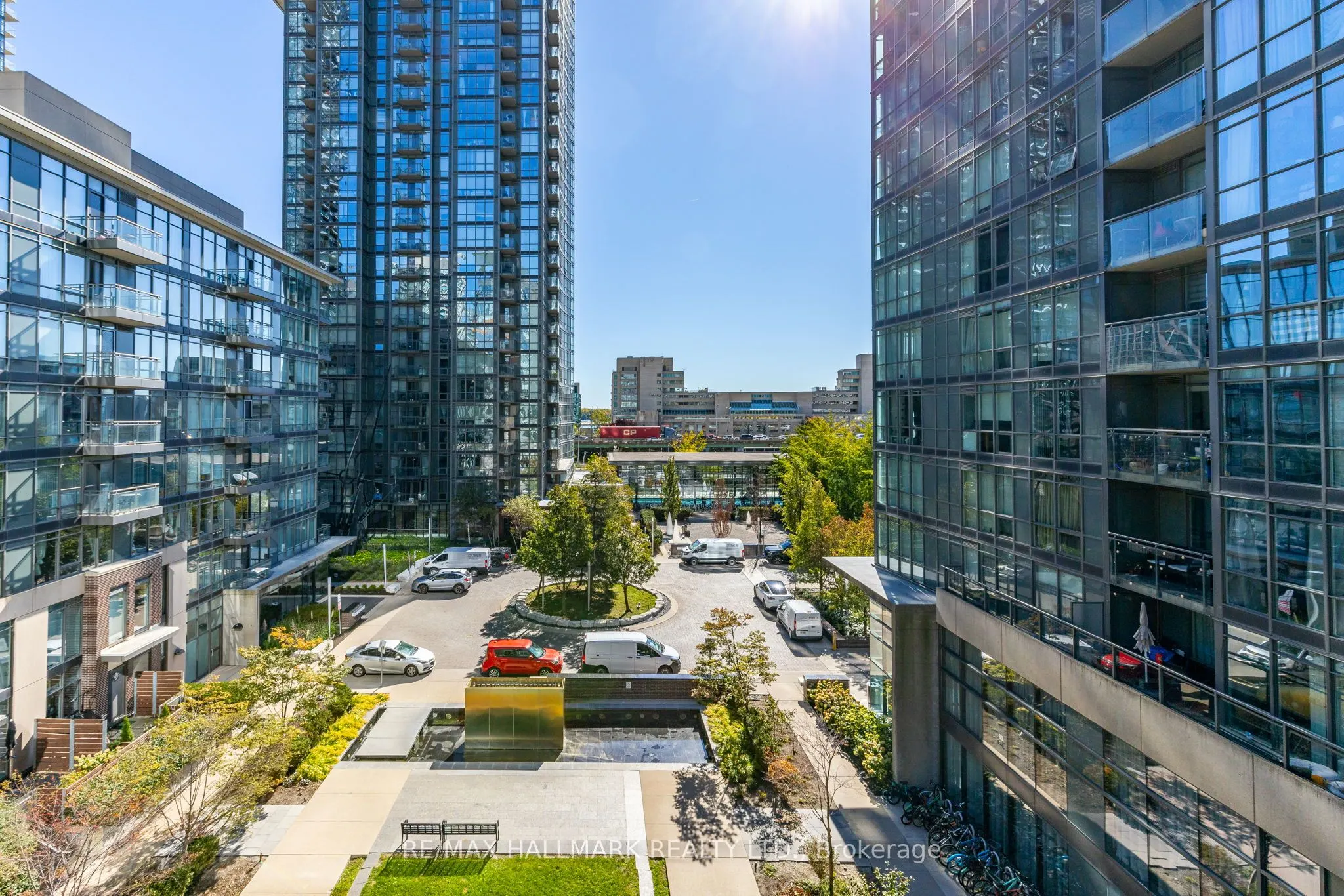 15 Brunel Court, #18