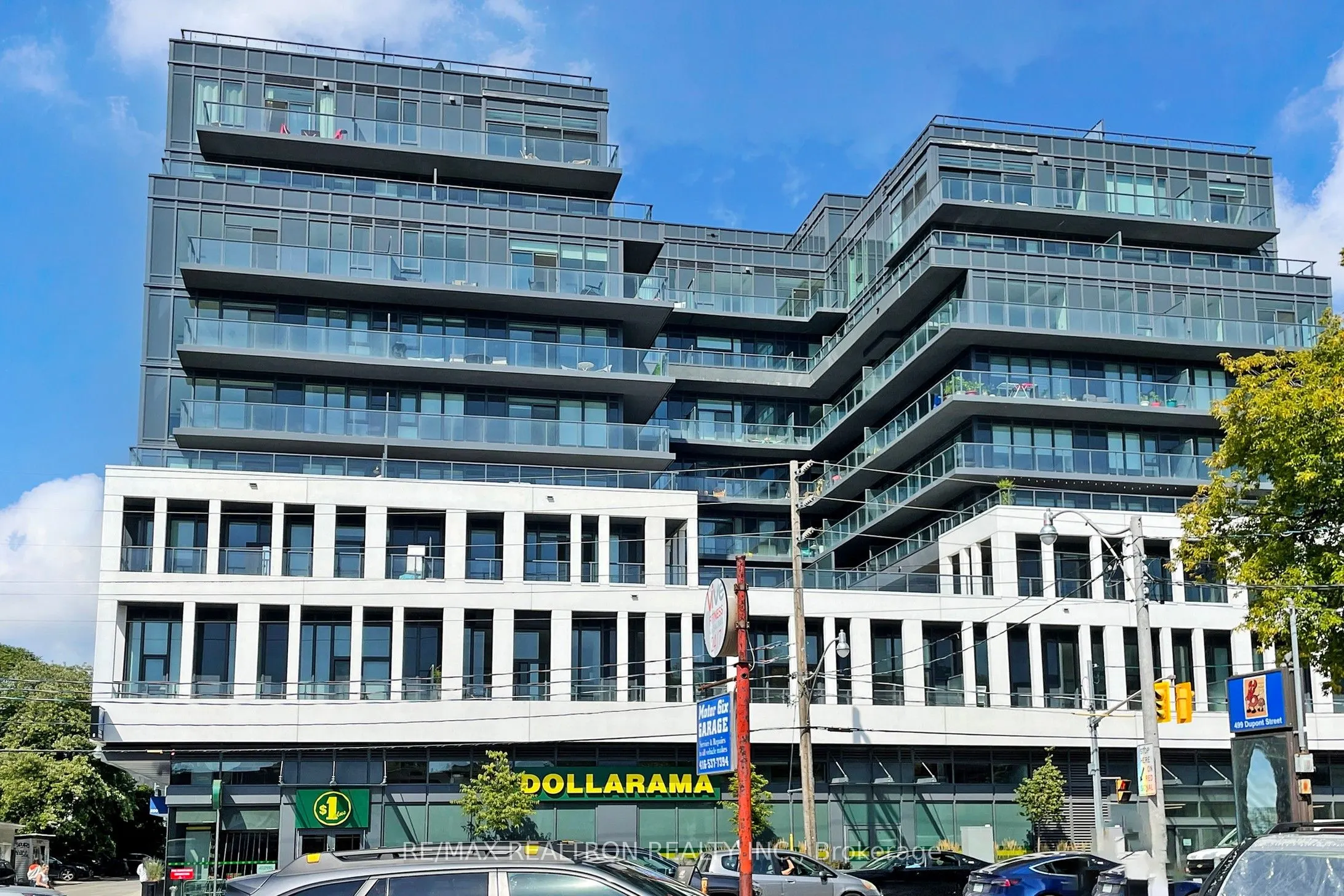 500 Dupont Street, #301