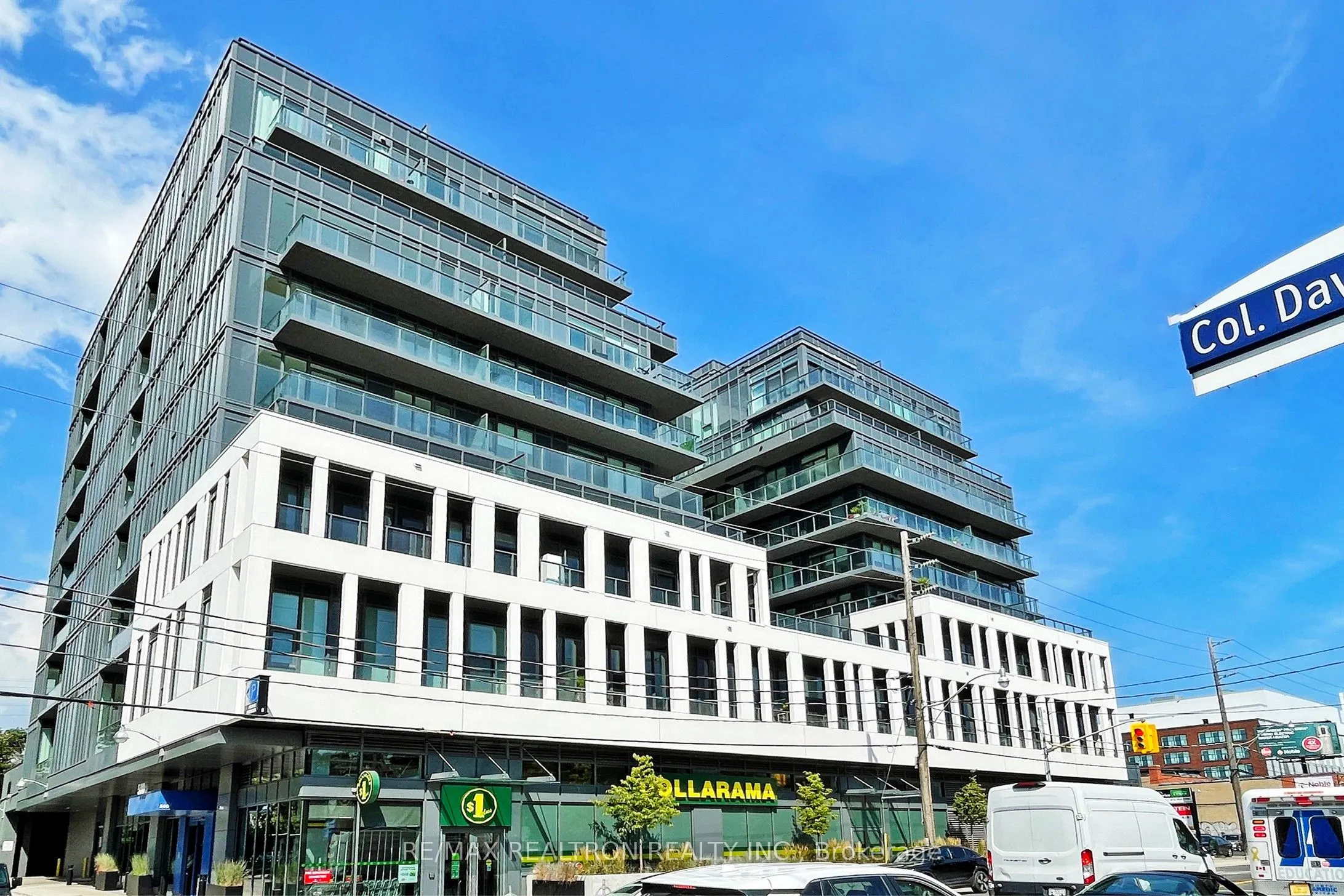 500 Dupont Street, #301