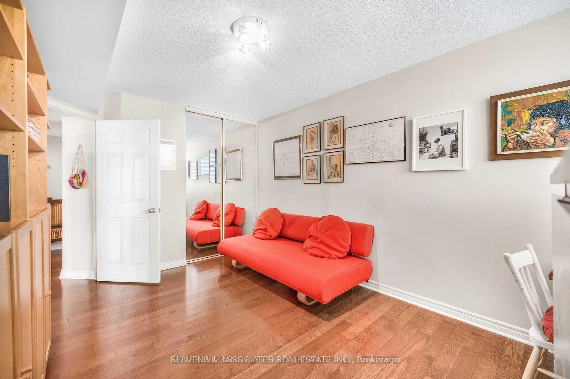 2 Covington Road, #PH209