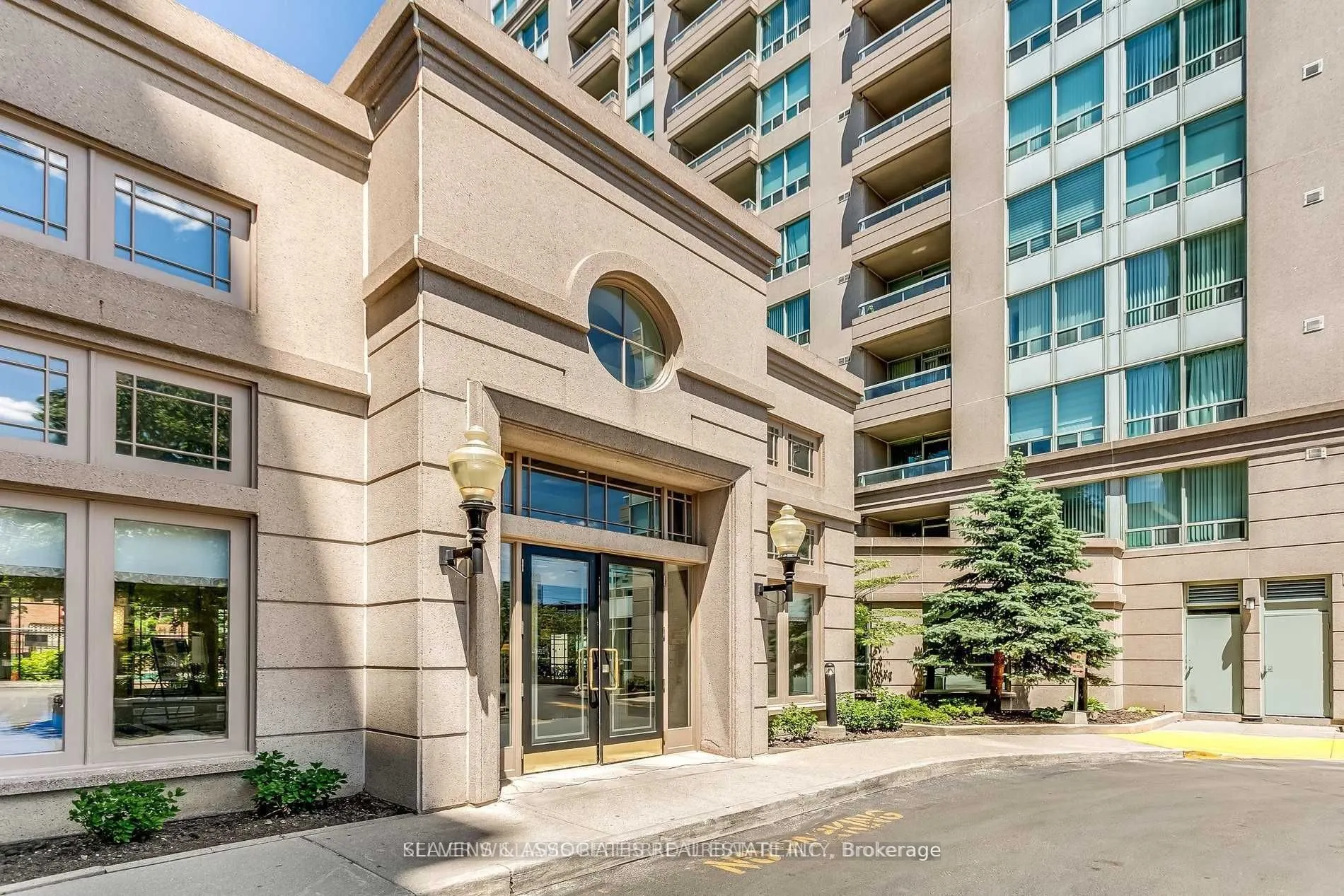2 Covington Road, #PH209