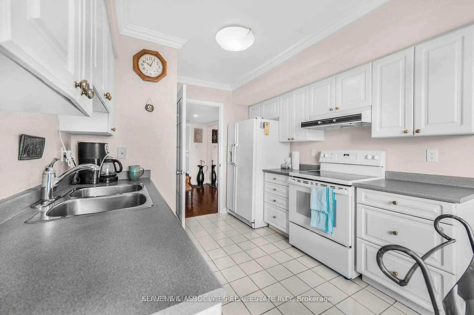 2 Covington Road, #PH209