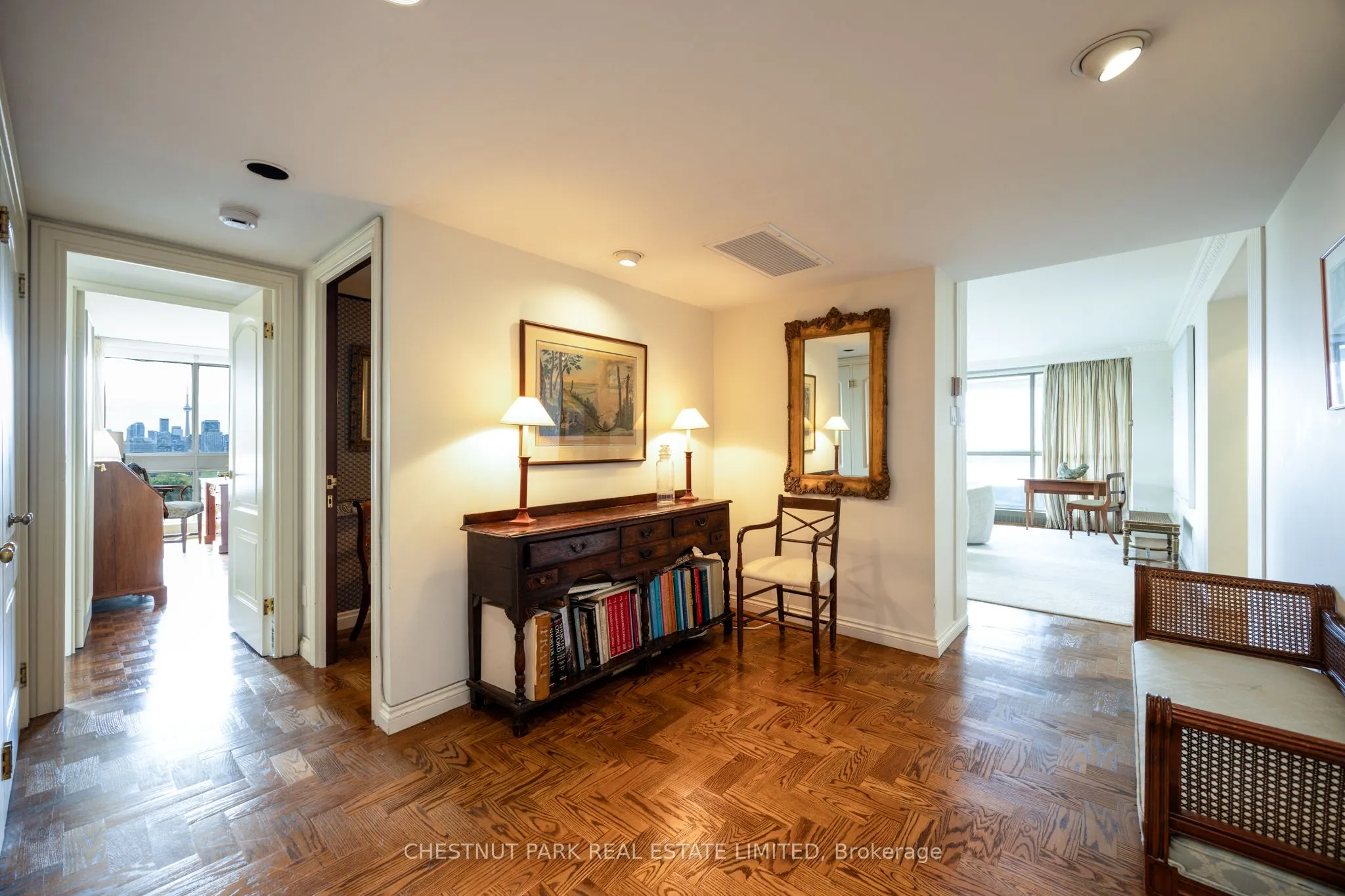 63 St Clair Avenue W, #1002