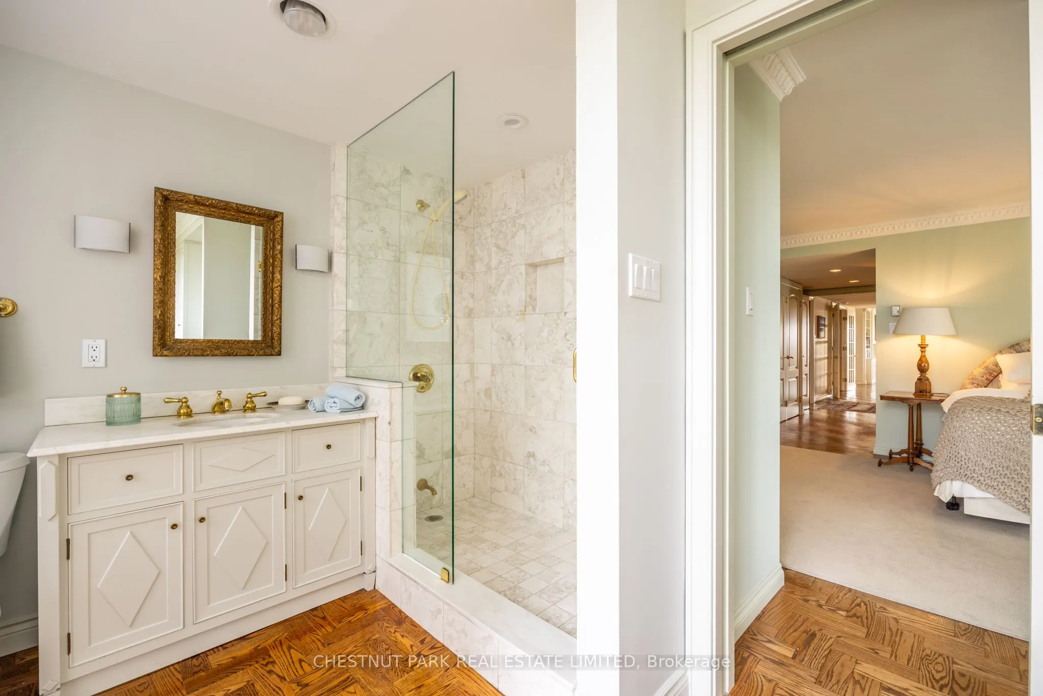 63 St Clair Avenue W, #1002