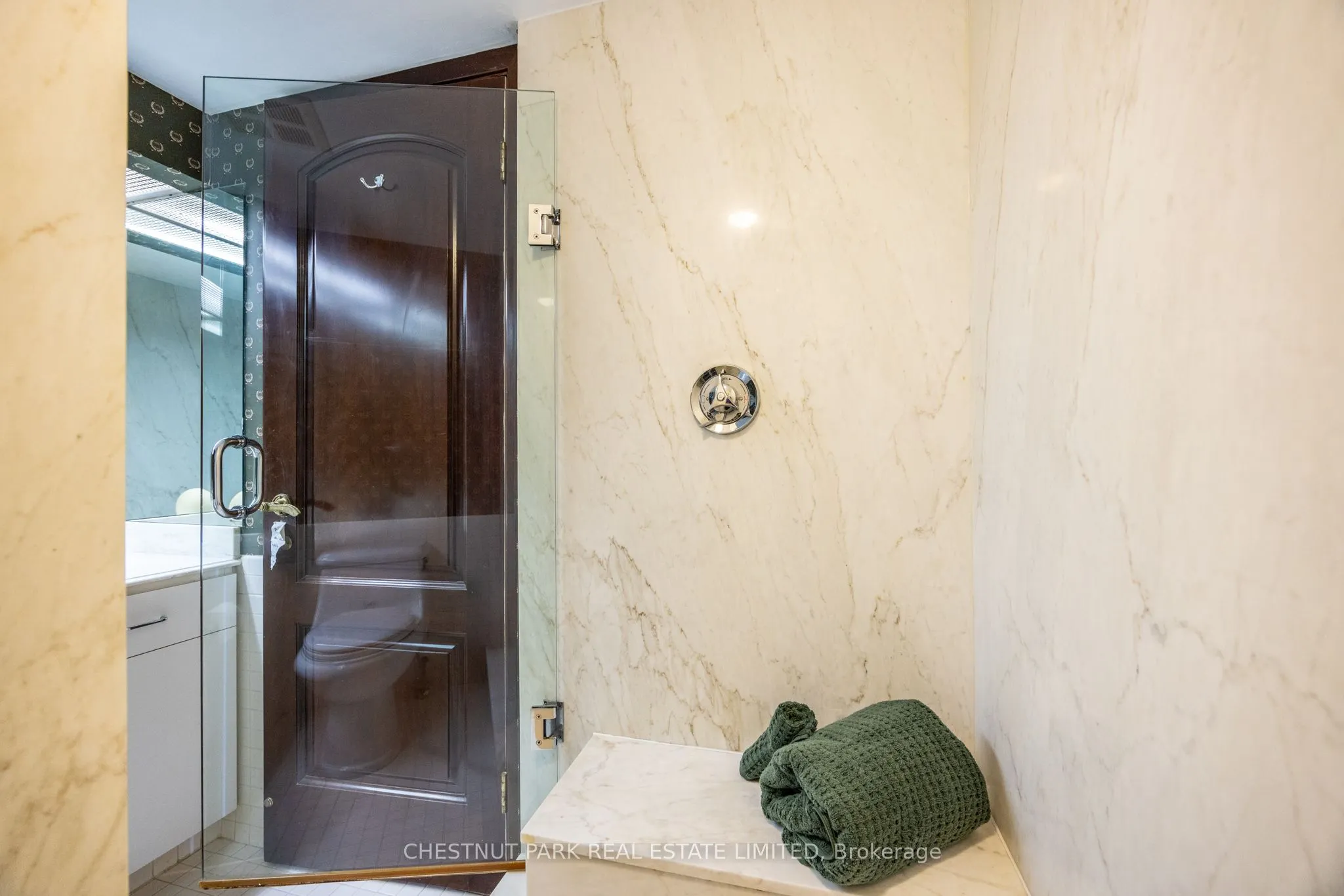 63 St Clair Avenue W, #1002