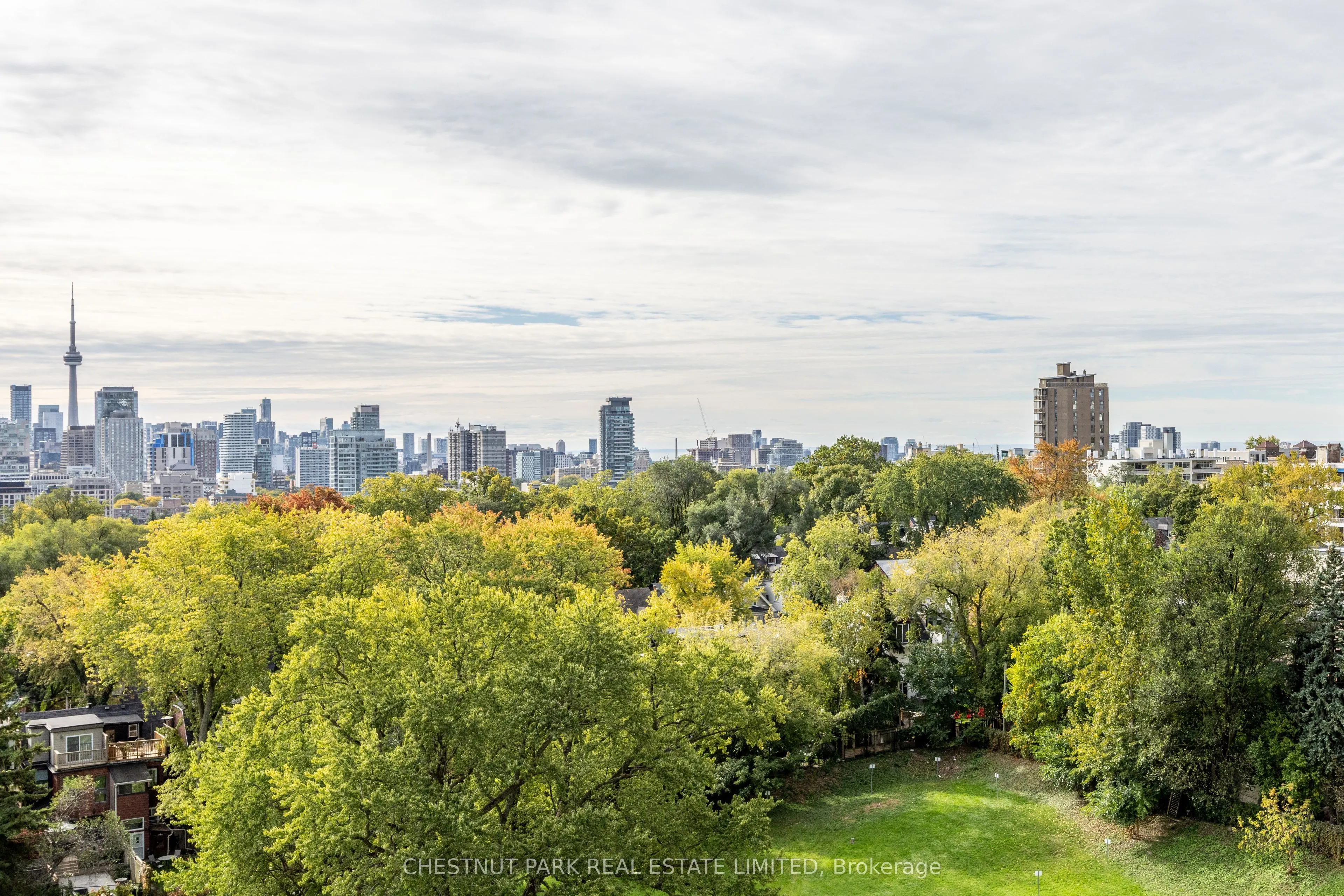 63 St Clair Avenue W, #1002