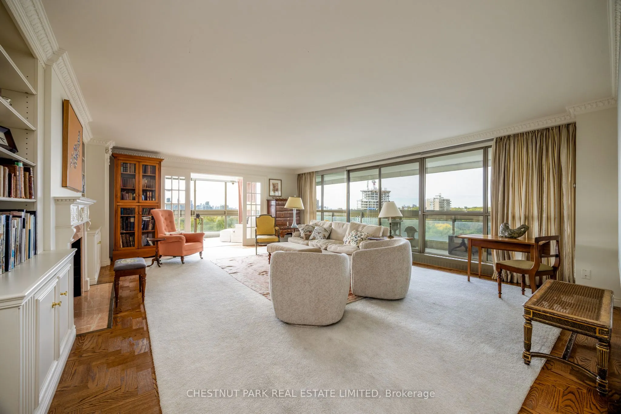 63 St Clair Avenue W, #1002