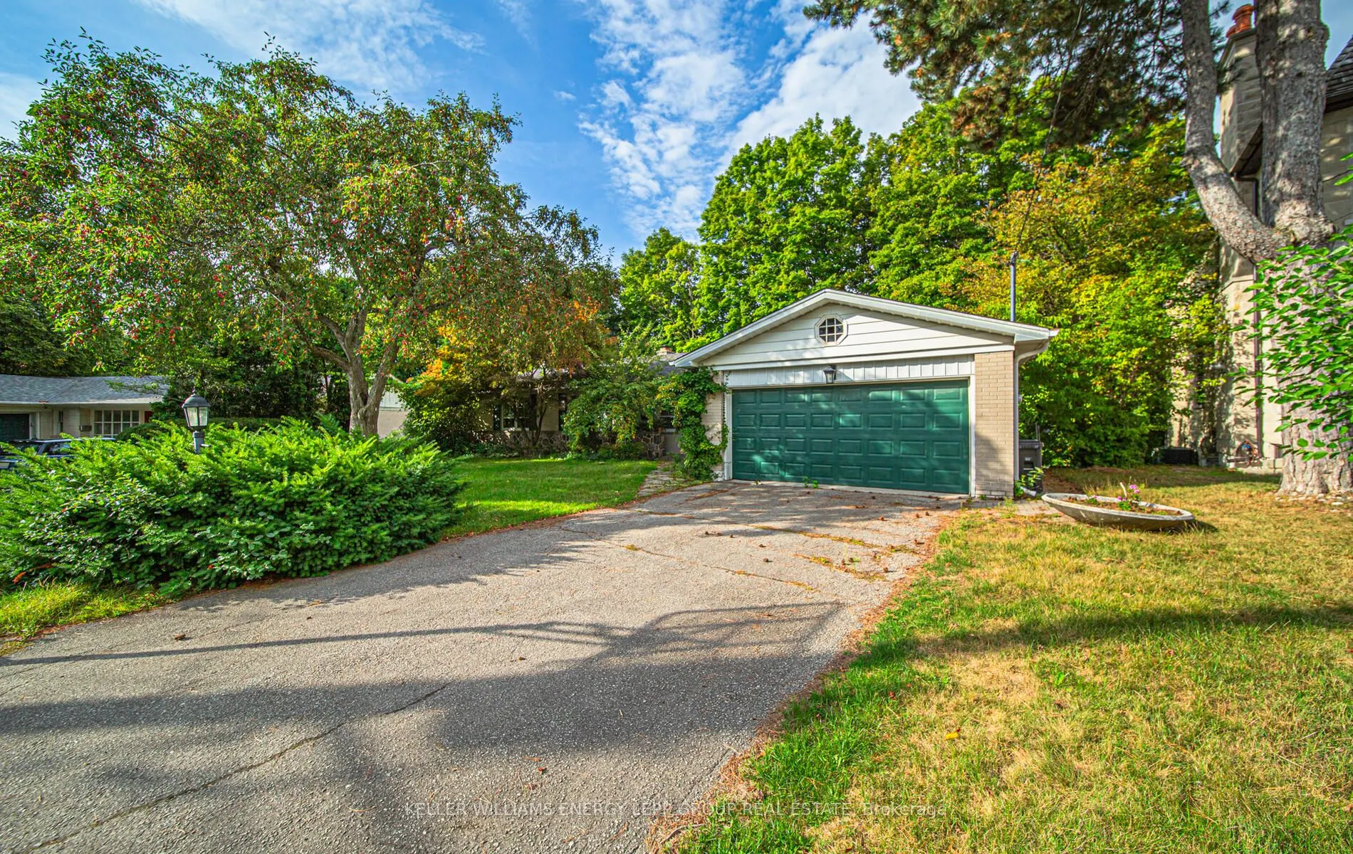 15 Artinger Court