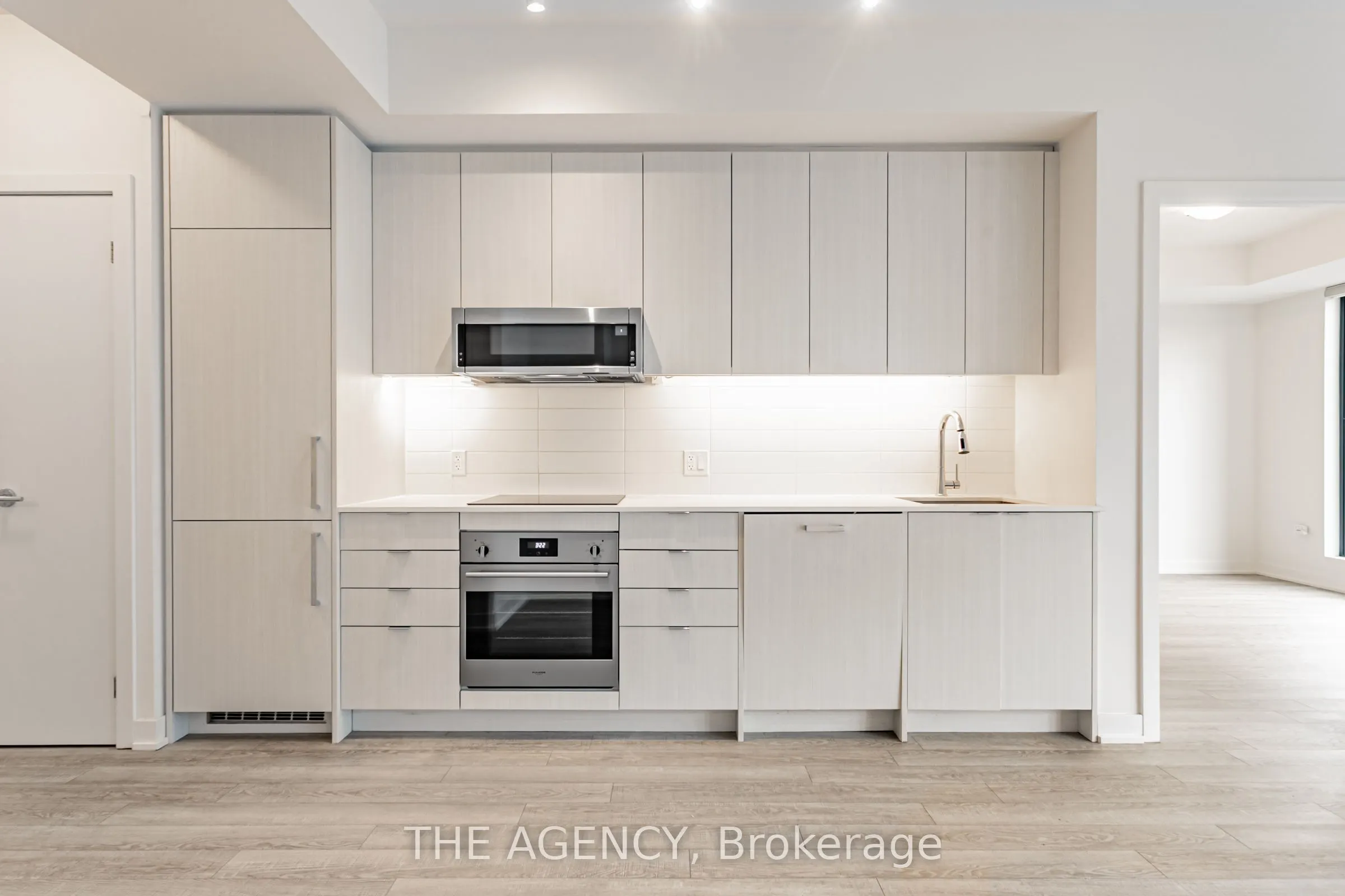 250 Lawrence Avenue E, #204
