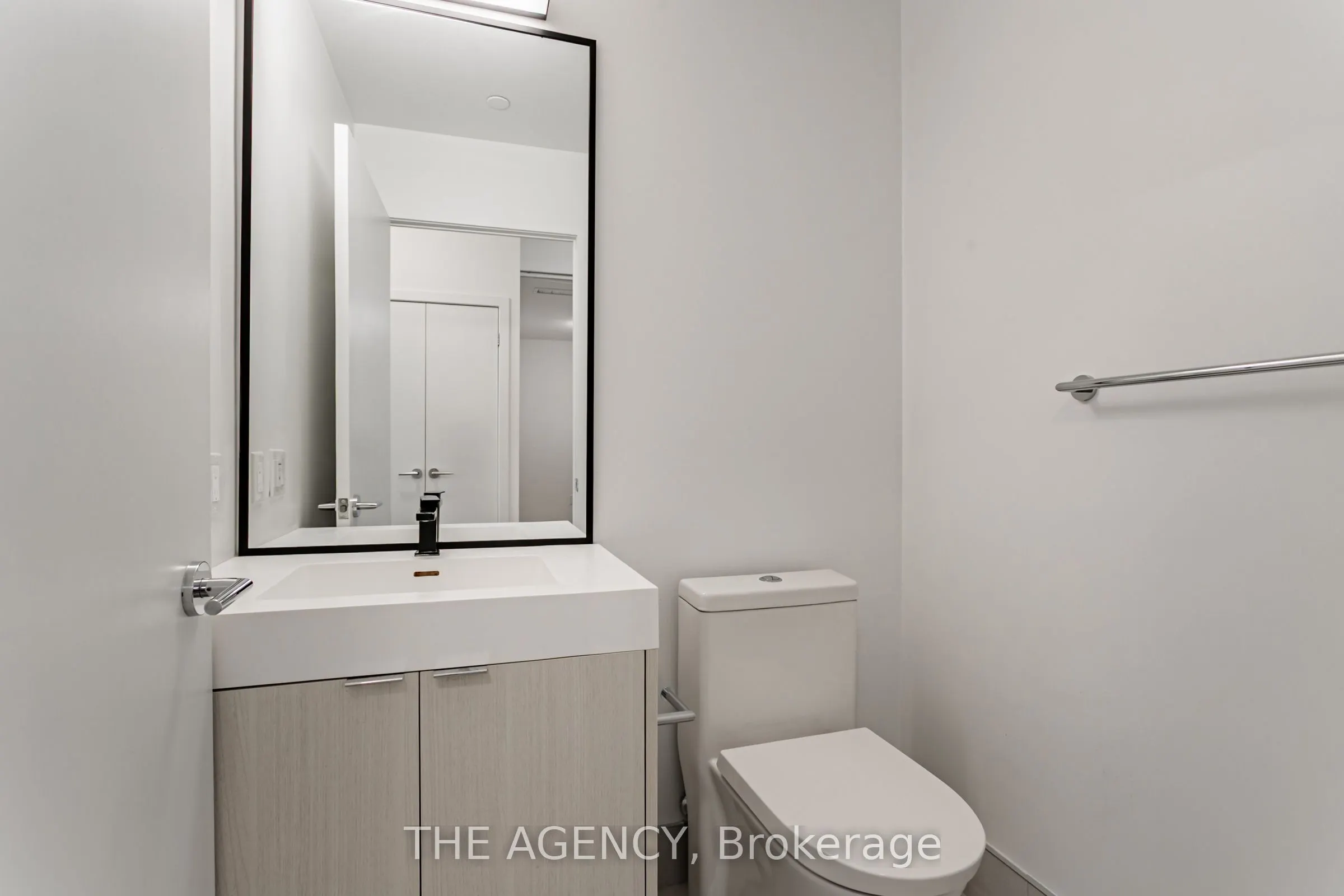250 Lawrence Avenue E, #204