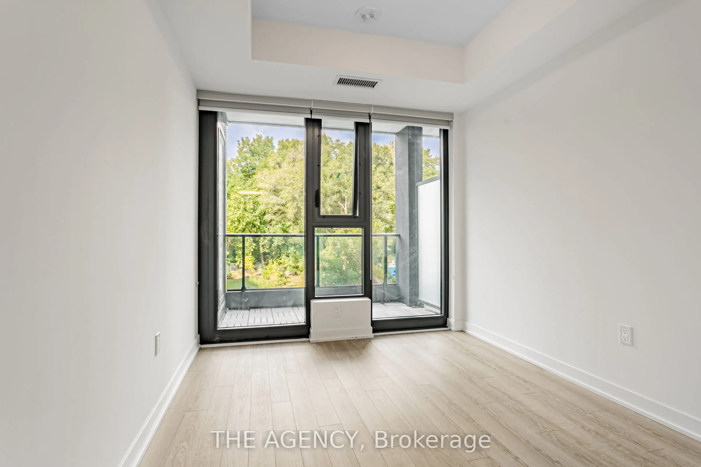 250 Lawrence Avenue E, #204