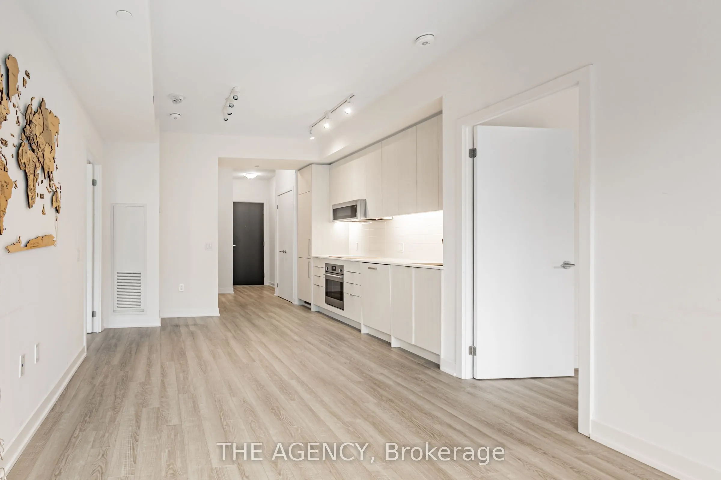 250 Lawrence Avenue E, #204