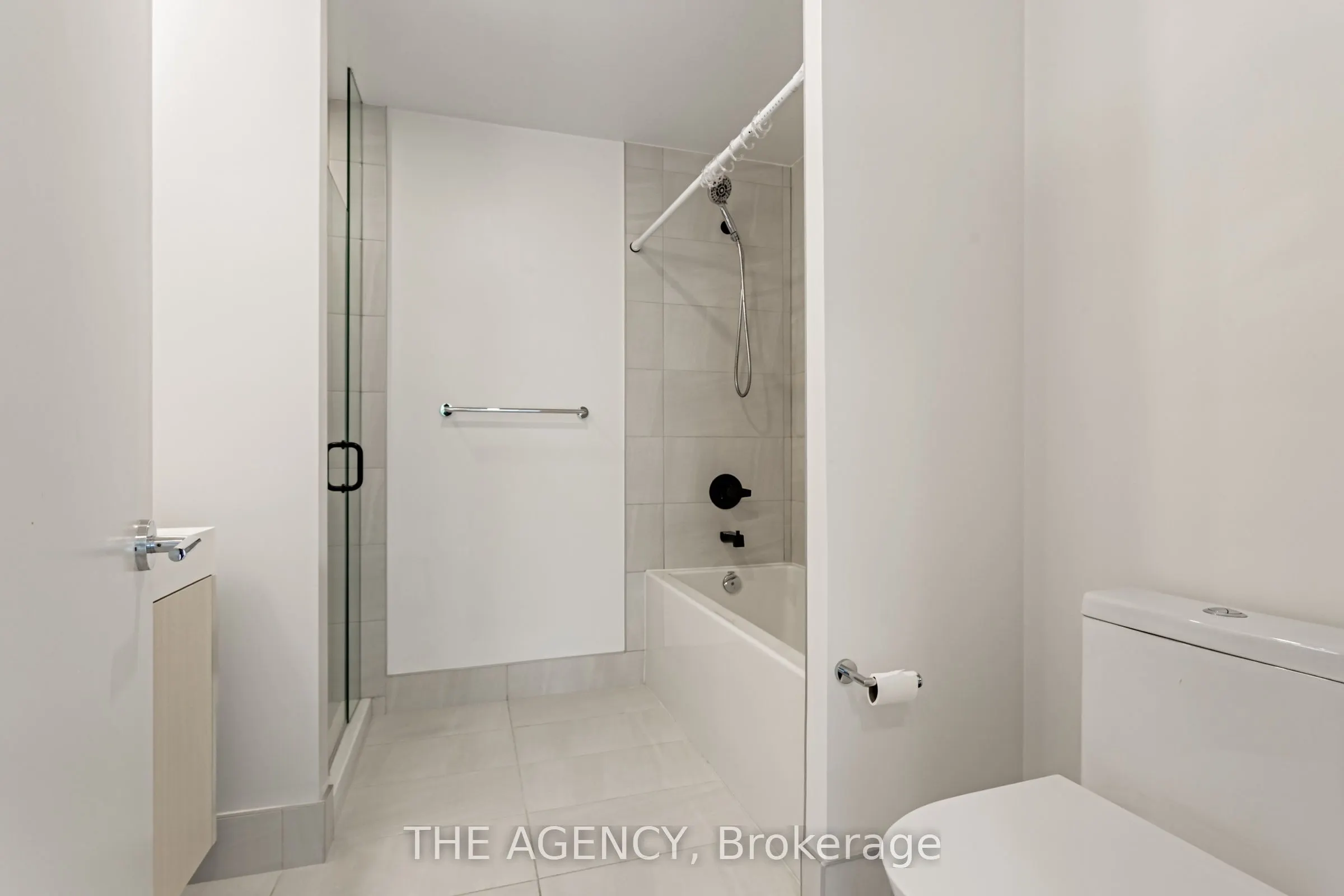 250 Lawrence Avenue E, #204