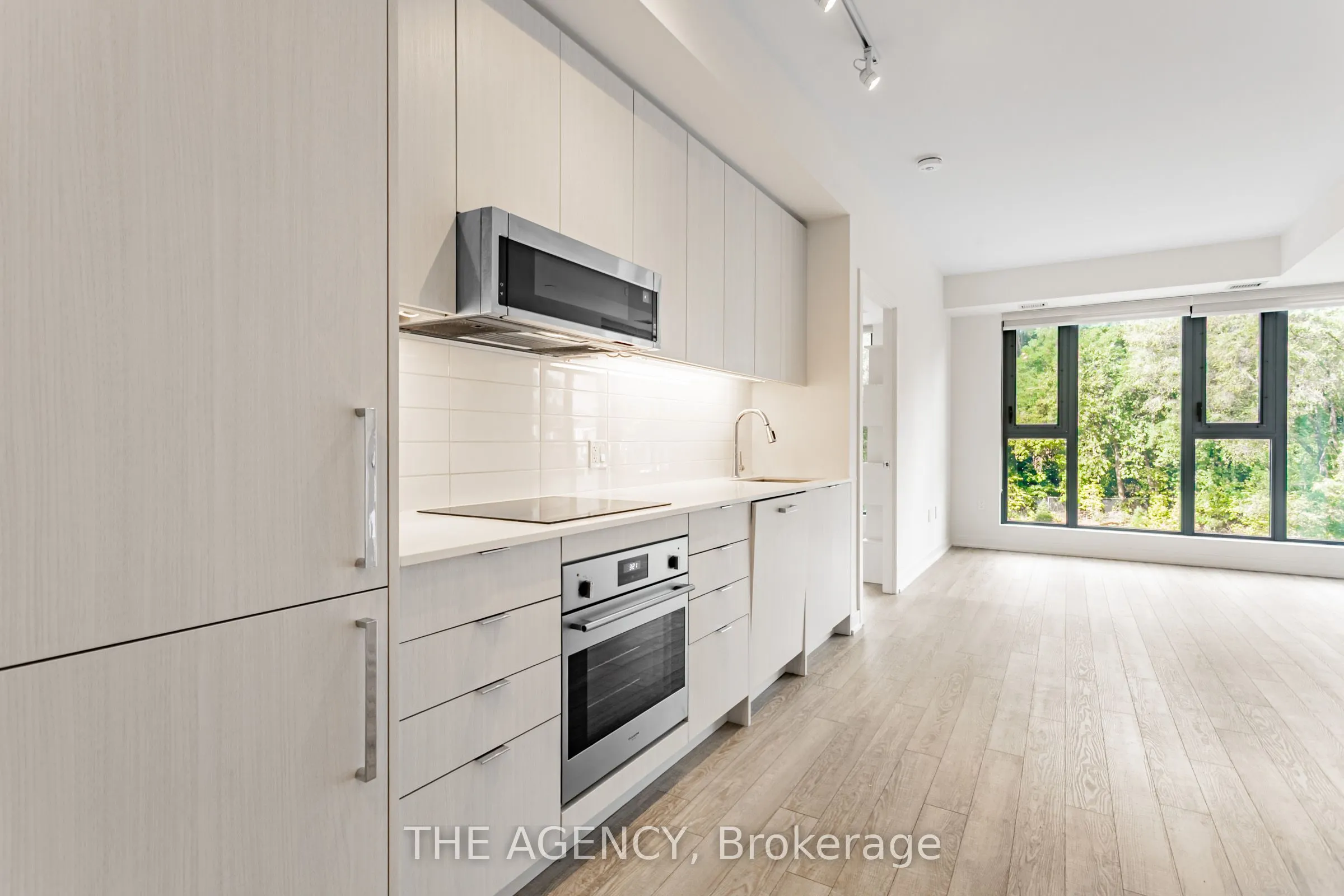 250 Lawrence Avenue E, #204