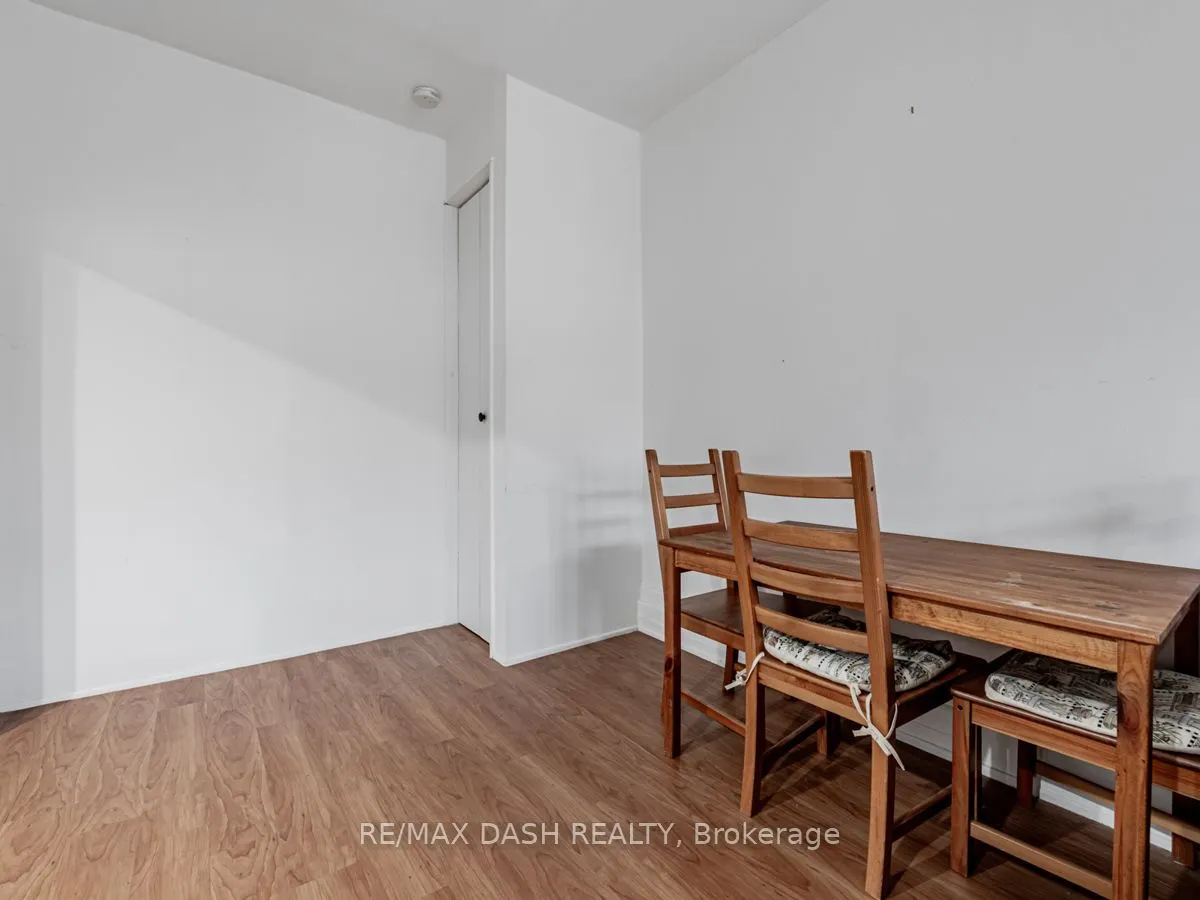 661 Huron Street, #201