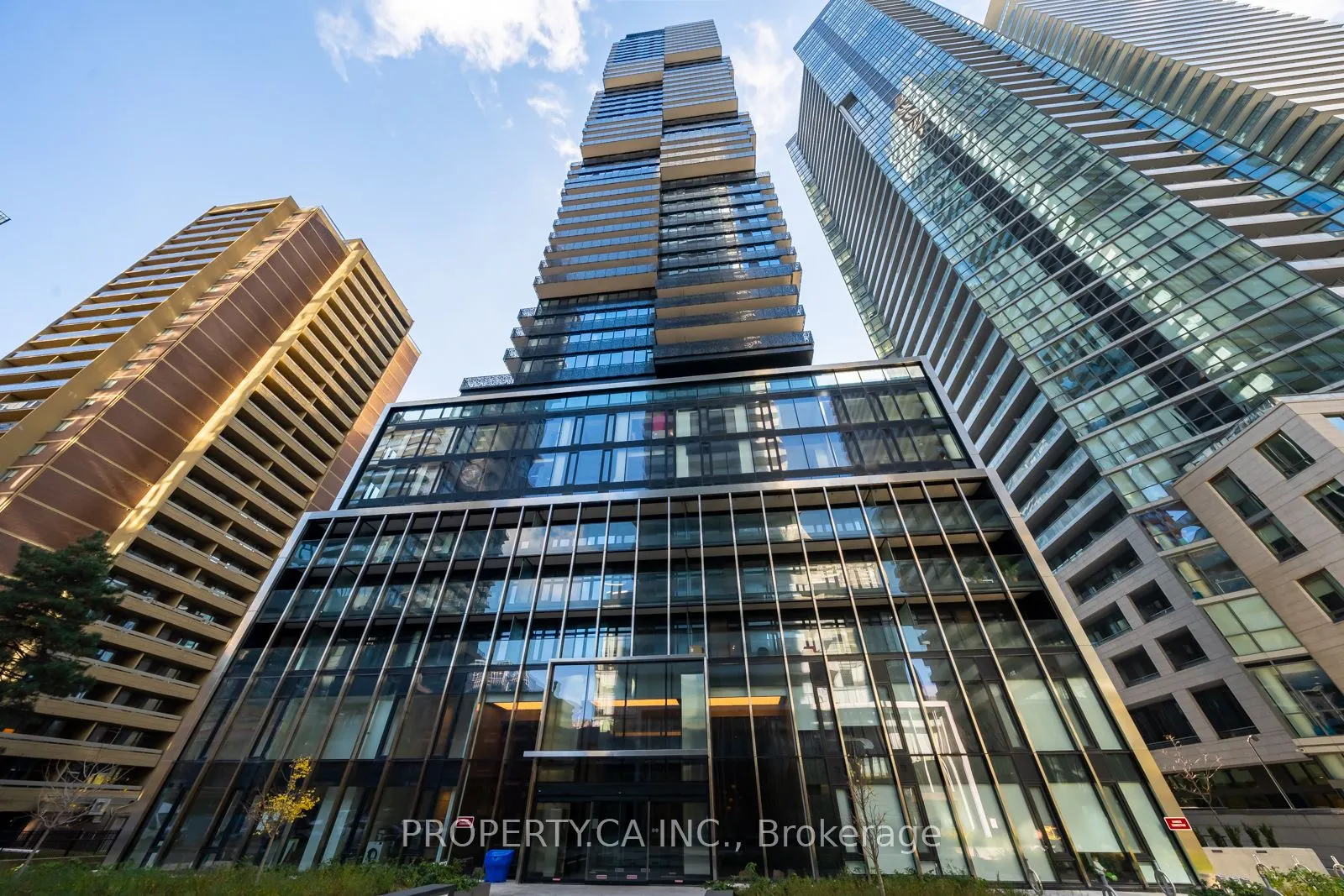 55 Charles Street E, #1705