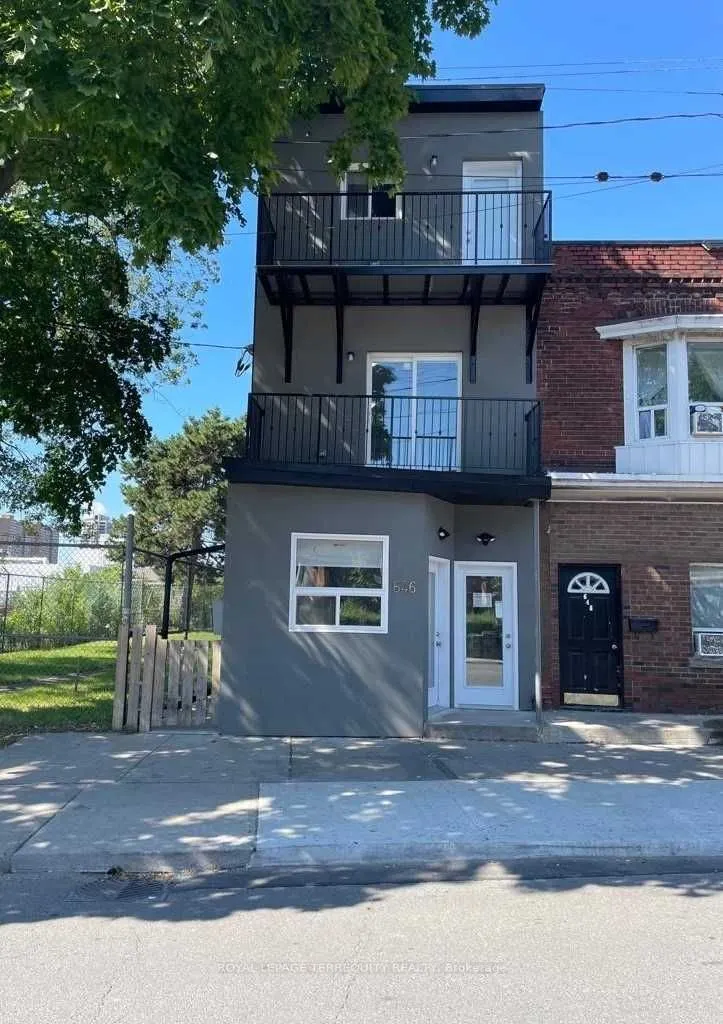 646 Lansdowne Avenue, #3
