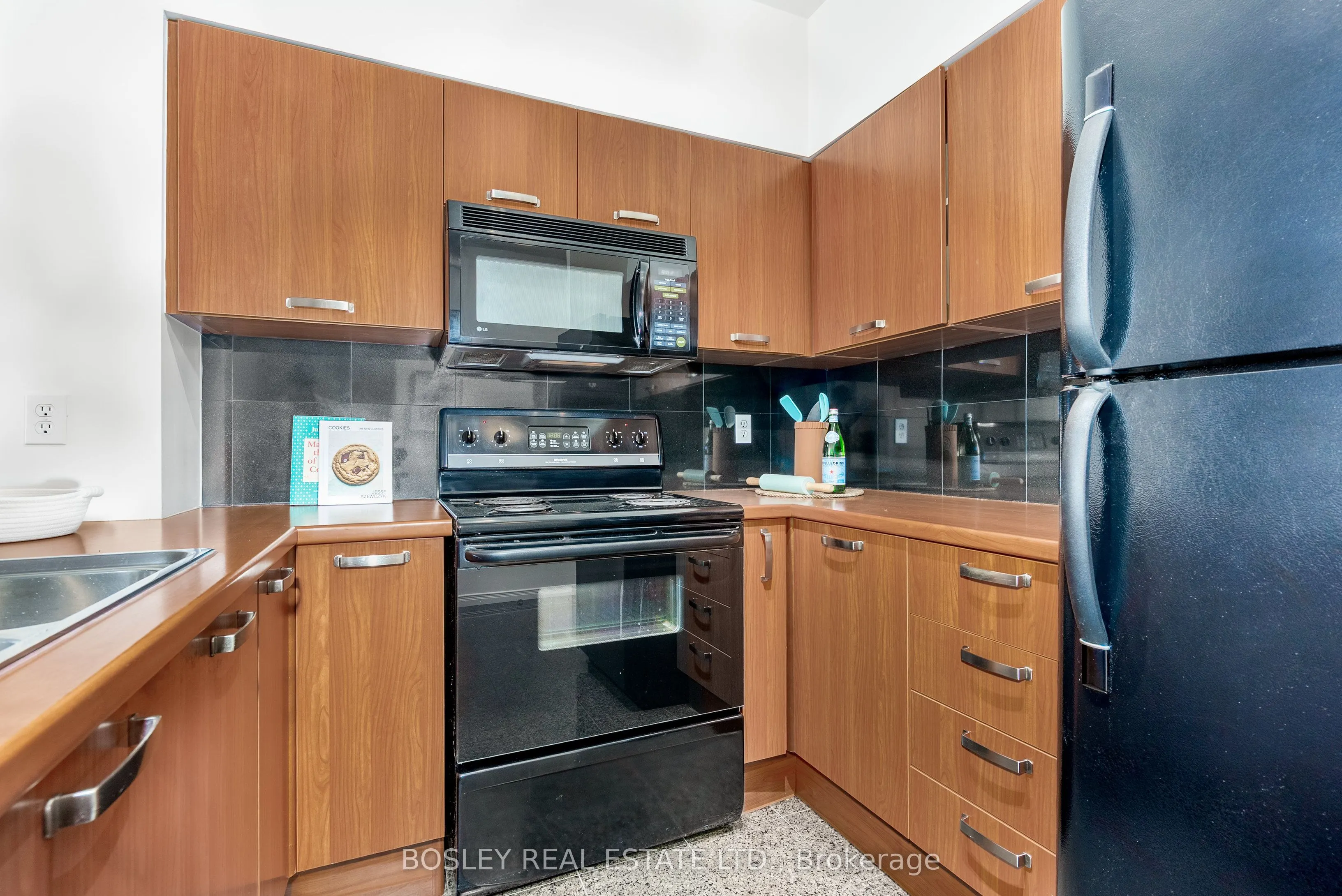 51 Harrison Garden Boulevard, #306