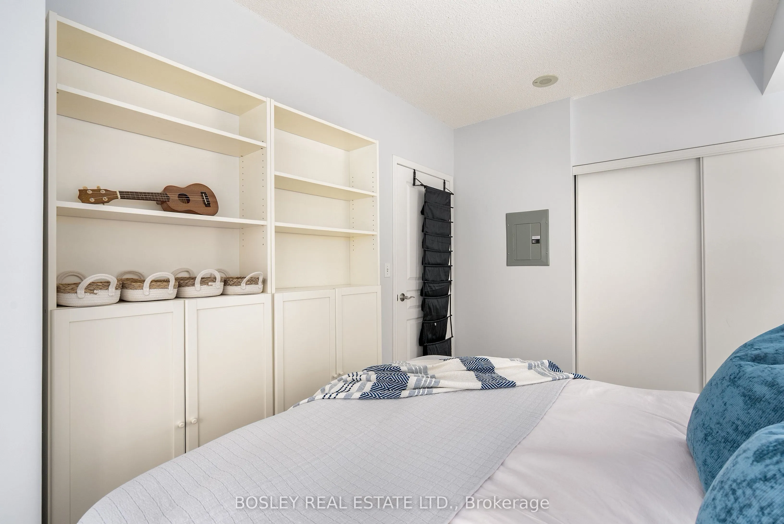 51 Harrison Garden Boulevard, #306