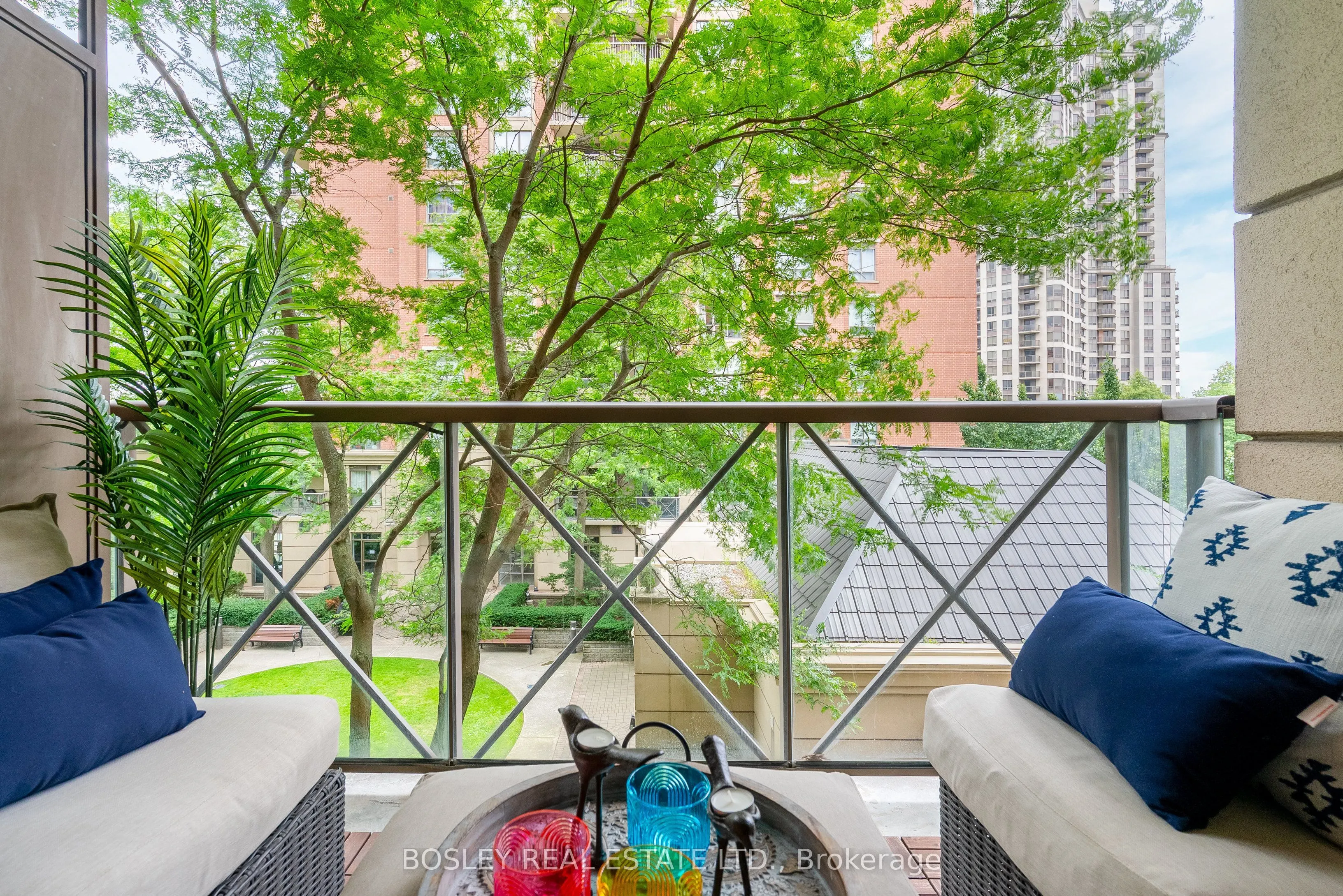 51 Harrison Garden Boulevard, #306