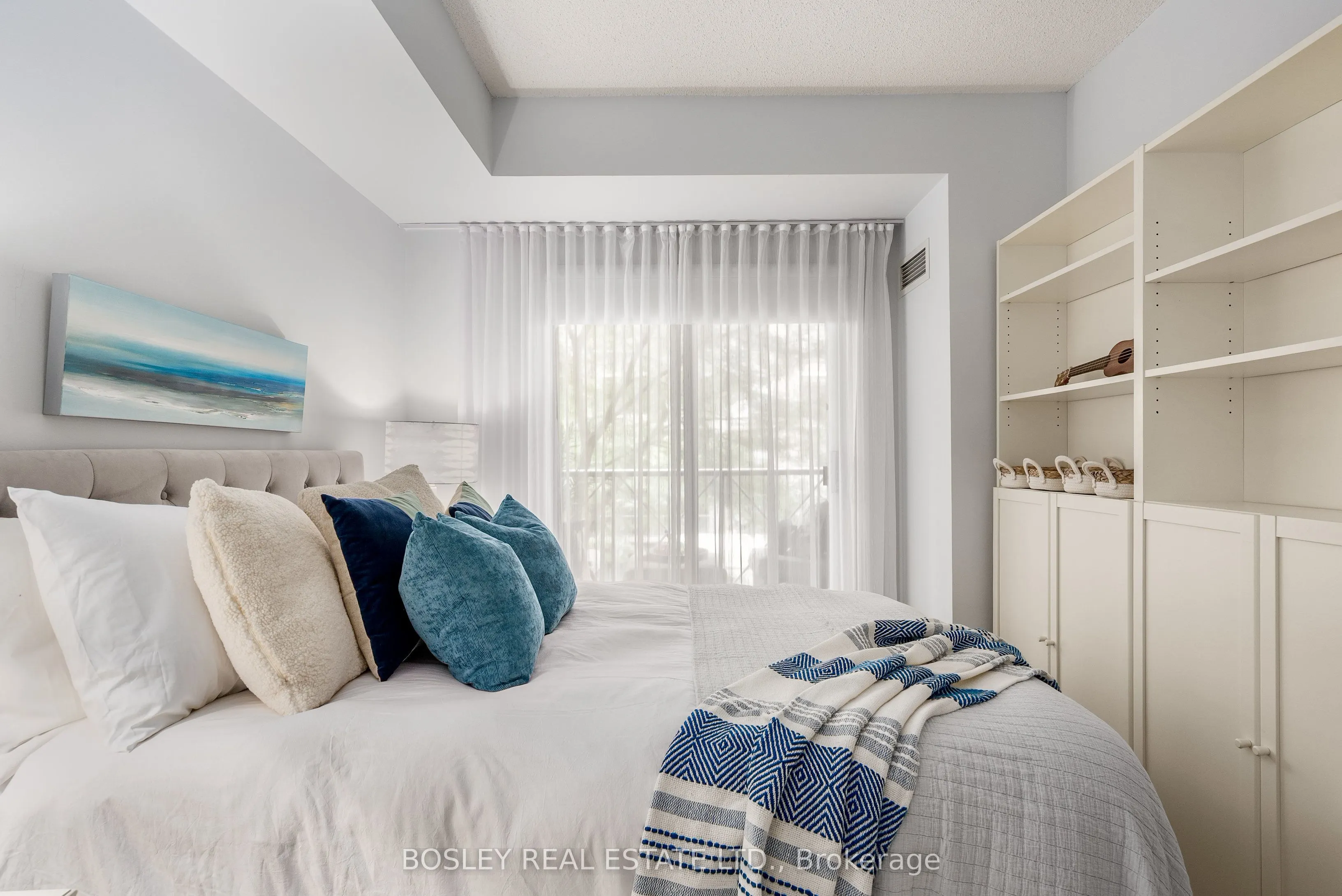 51 Harrison Garden Boulevard, #306