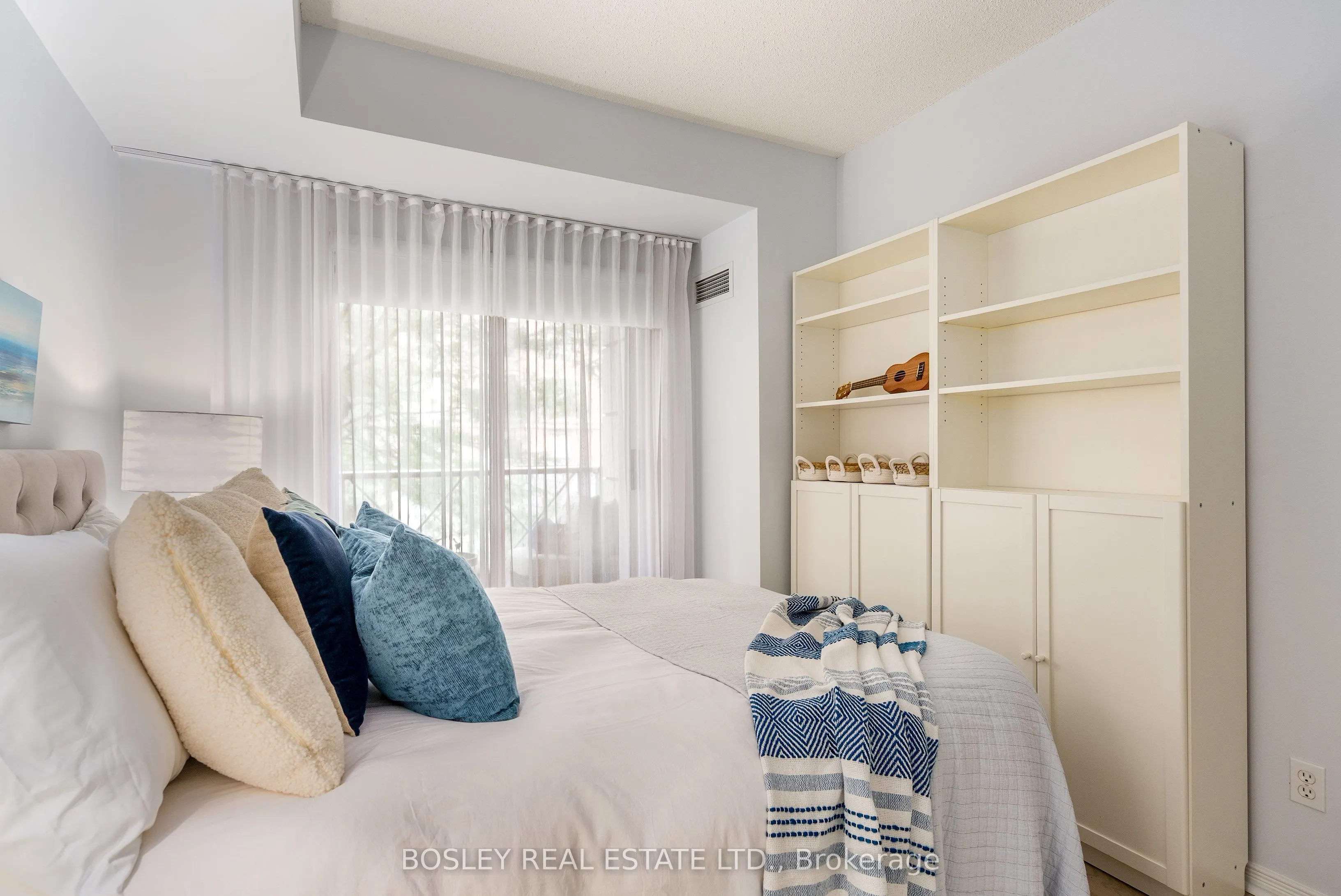 51 Harrison Garden Boulevard, #306