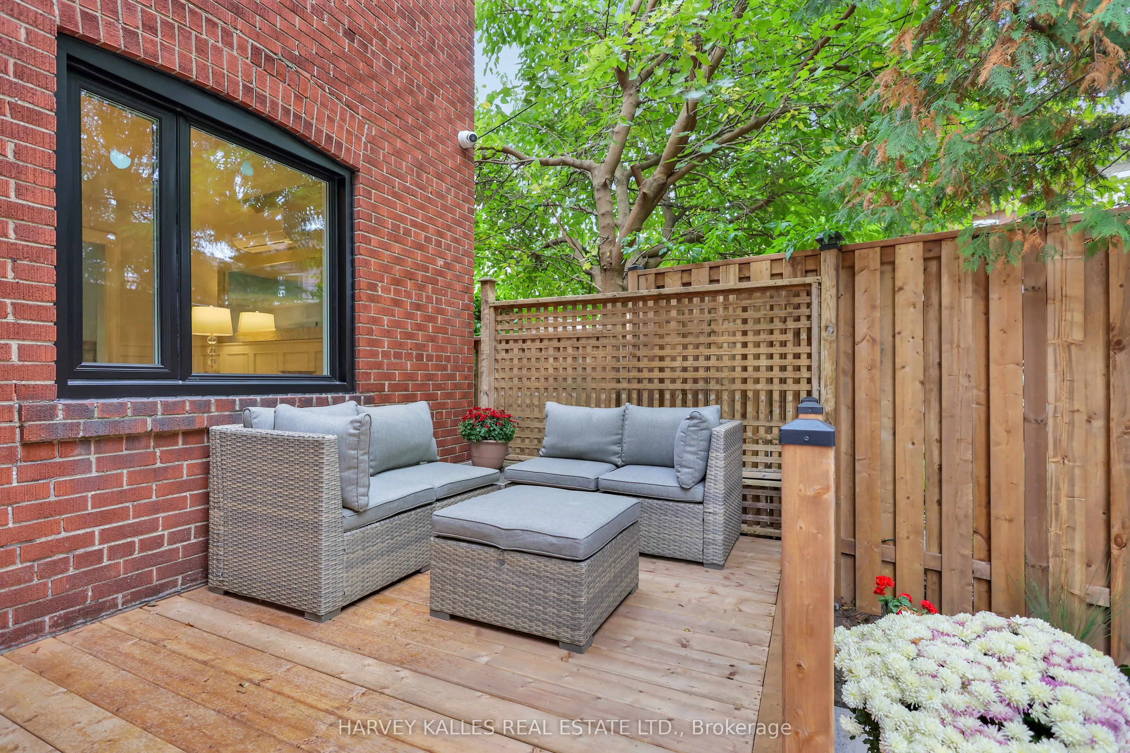 251 Wanless Avenue
