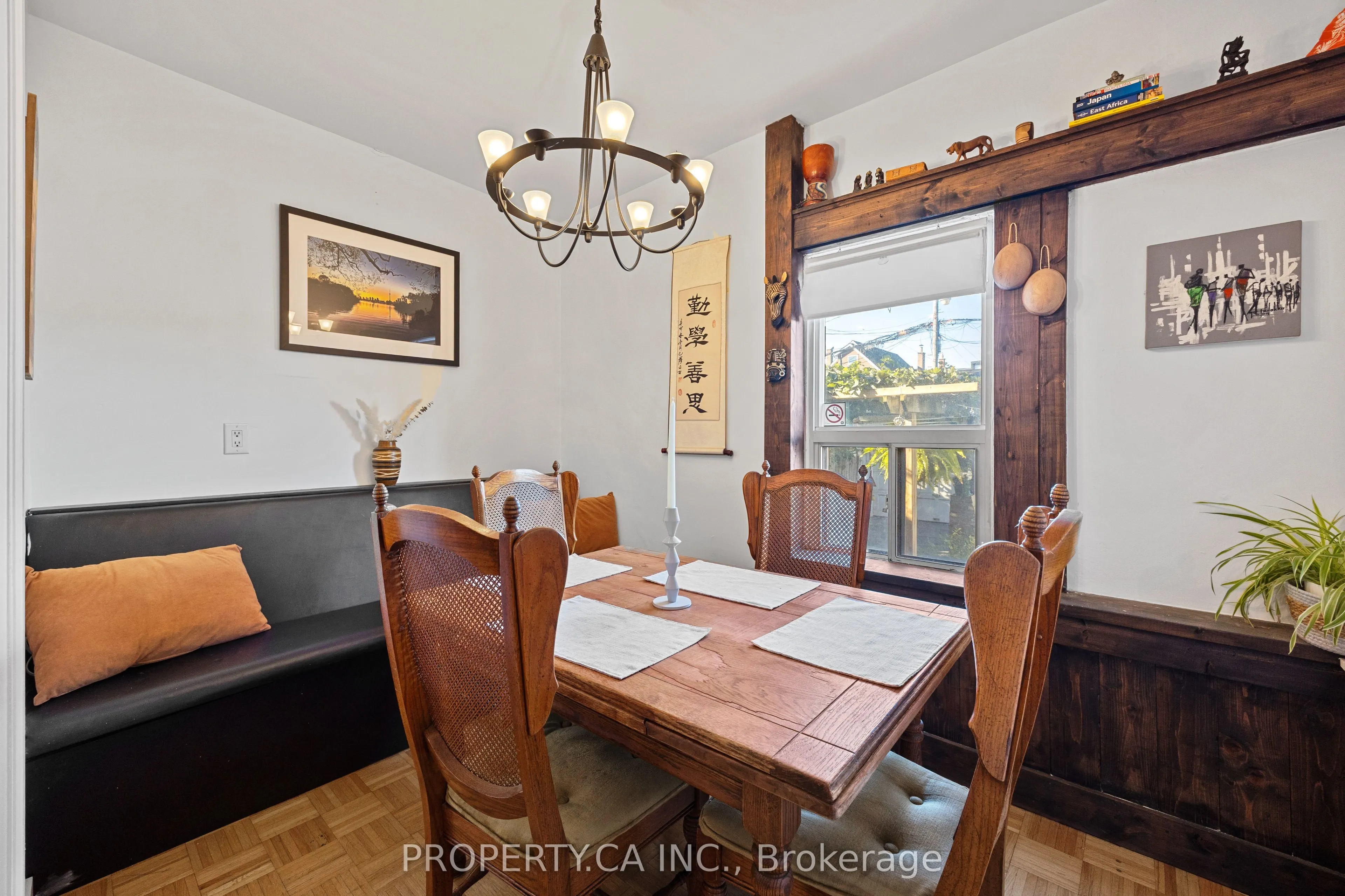396 Roxton Road