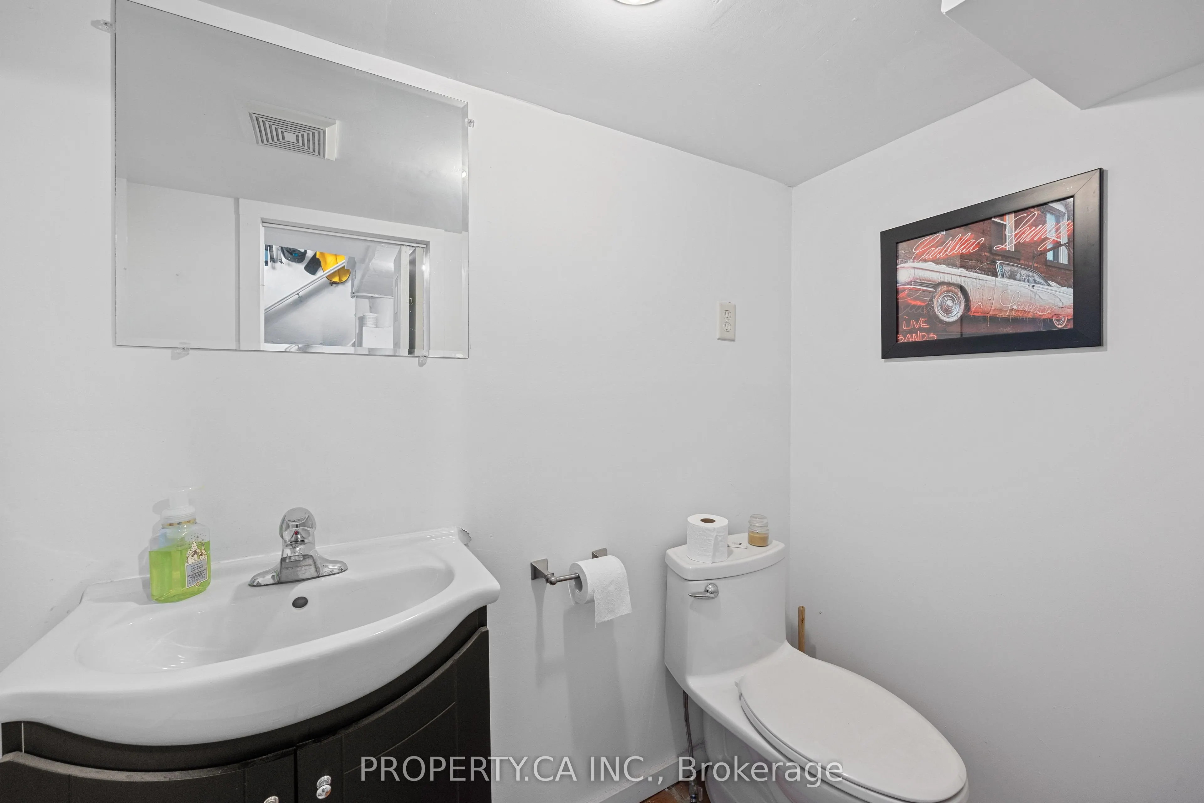 396 Roxton Road