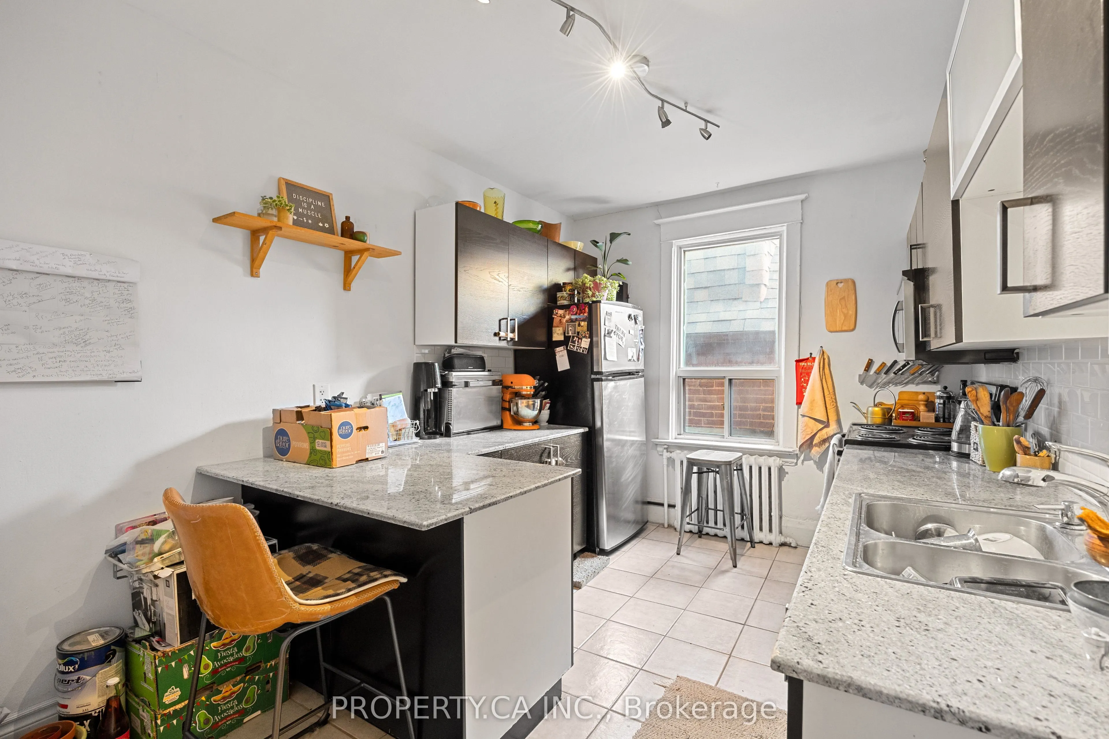 396 Roxton Road