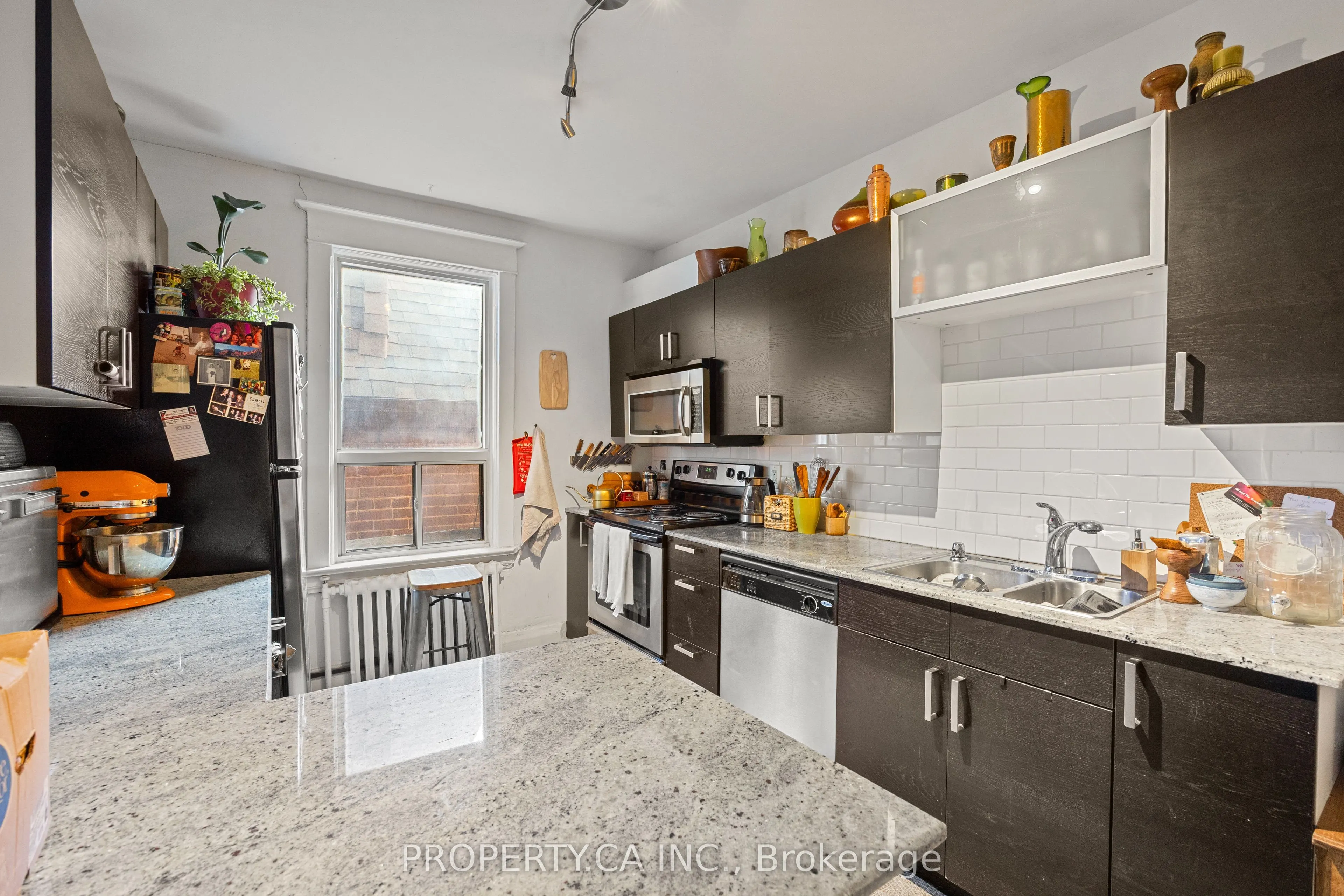 396 Roxton Road