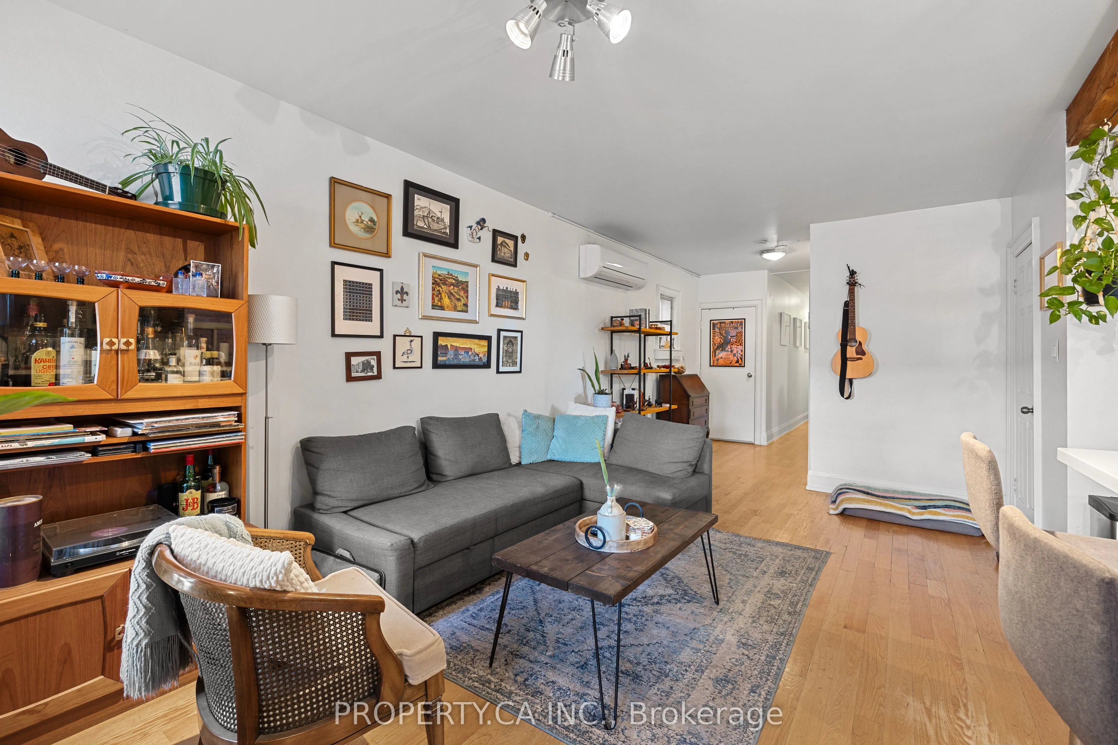 396 Roxton Road