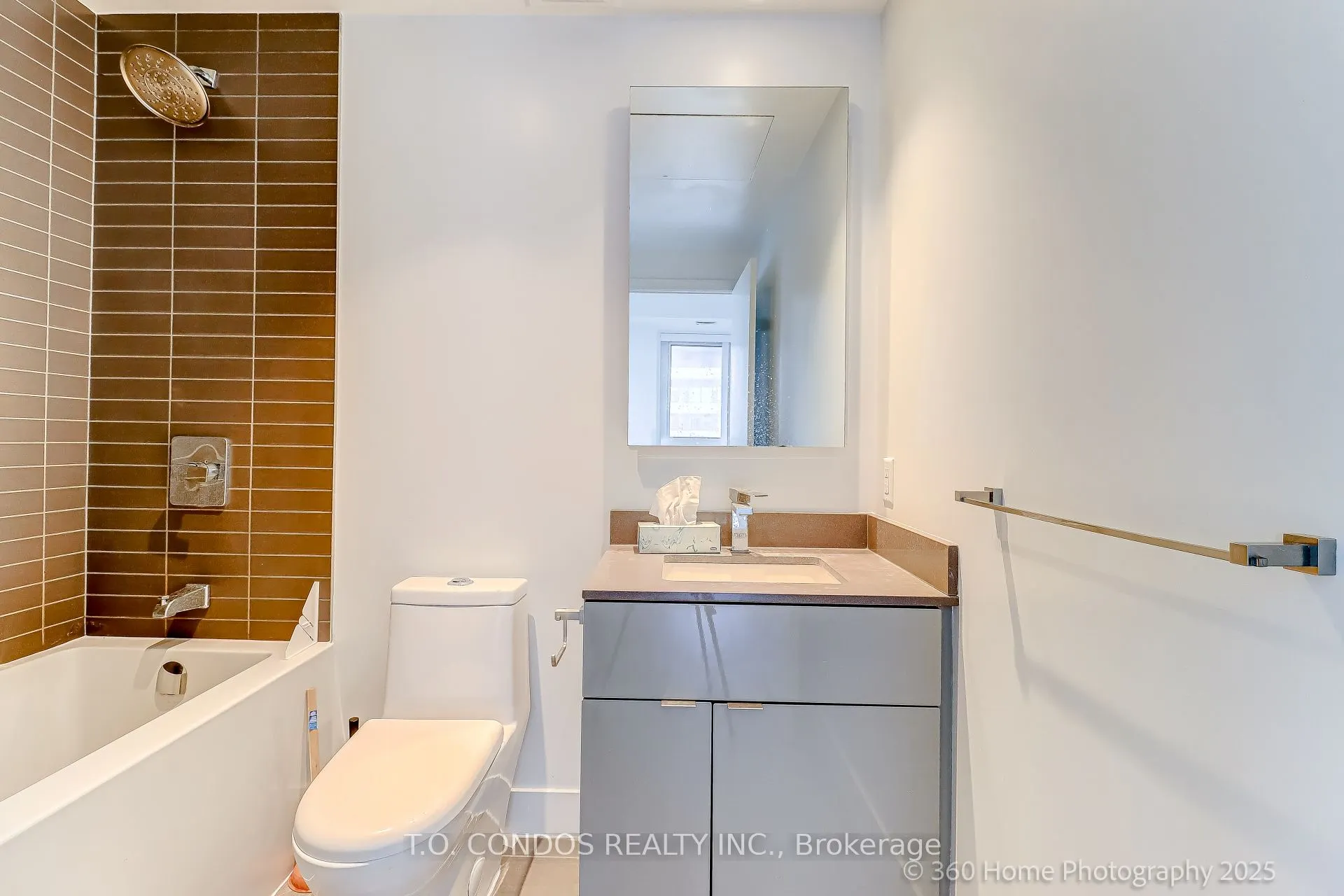 7 Grenville Street, #4105