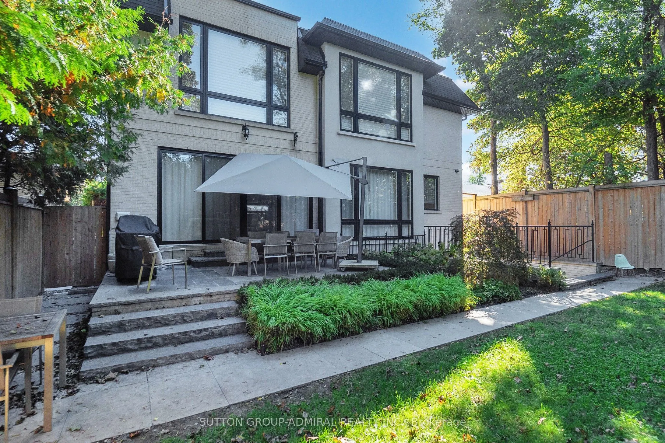 276 Strathallan Wood