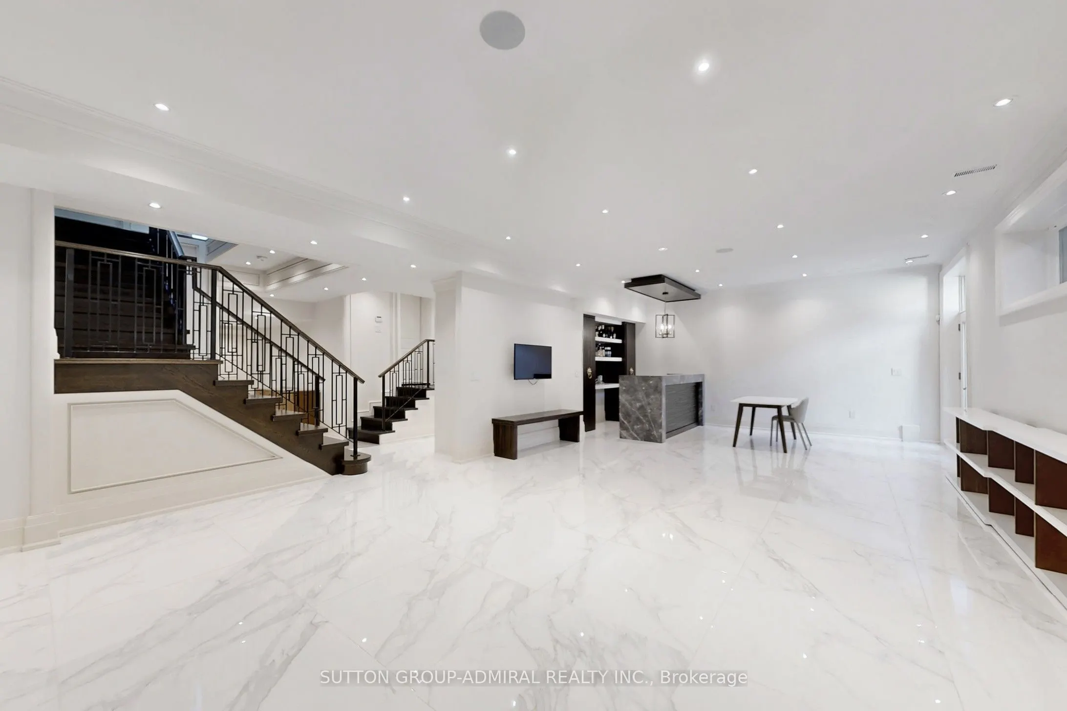 276 Strathallan Wood