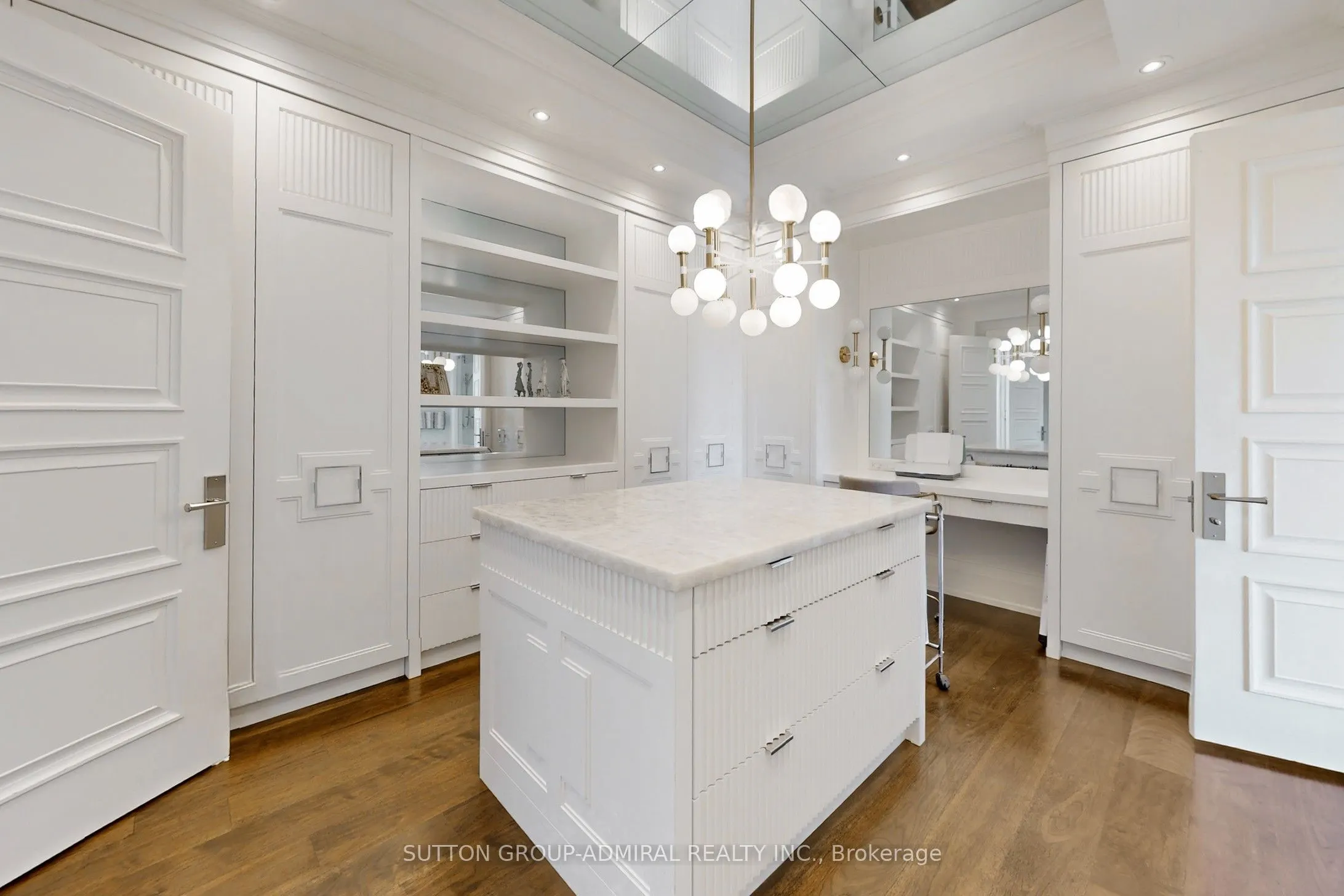 276 Strathallan Wood