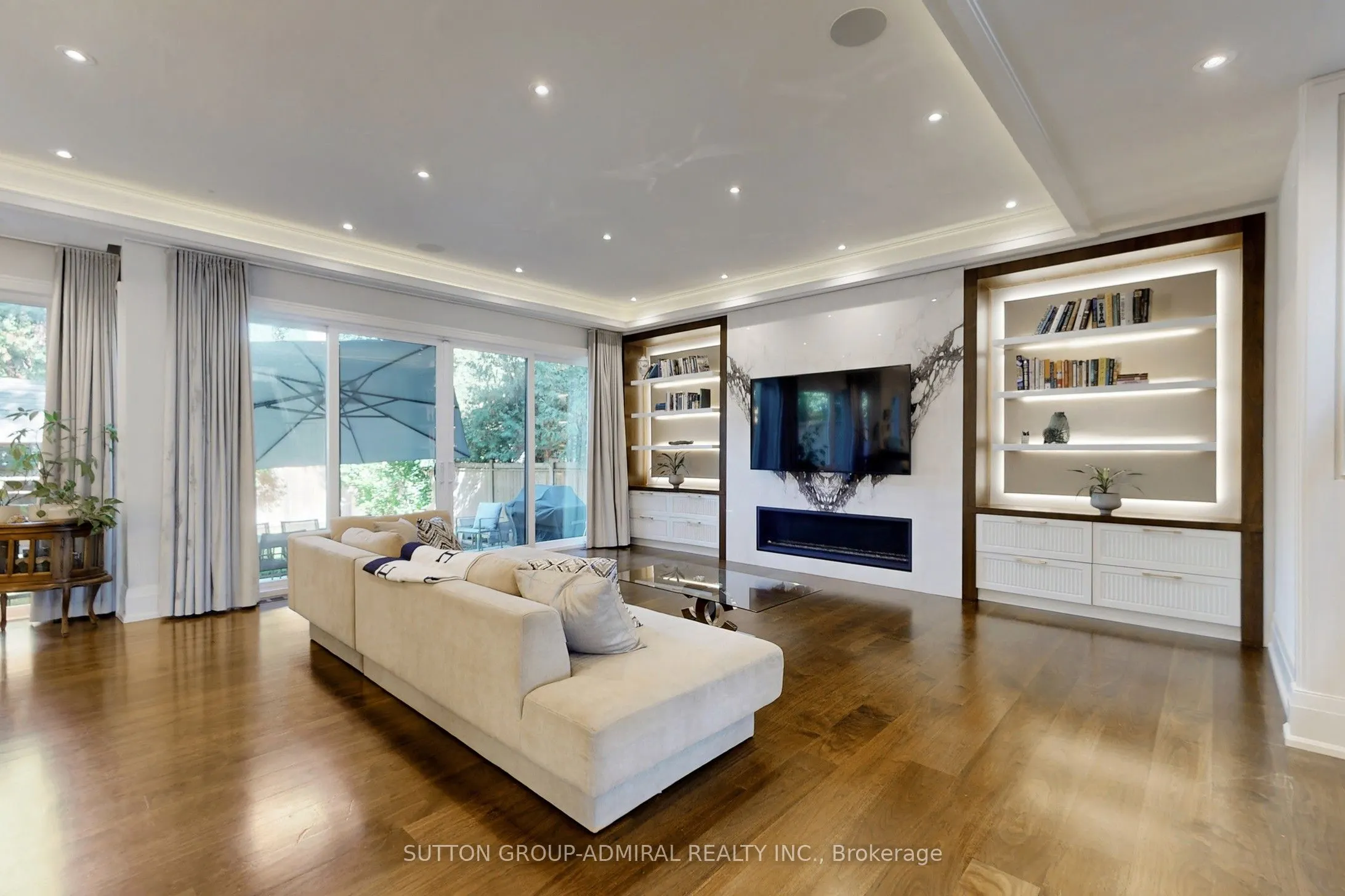 276 Strathallan Wood