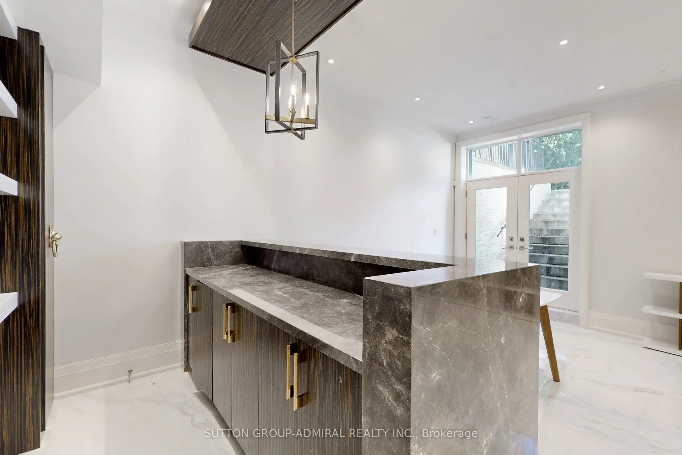 276 Strathallan Wood