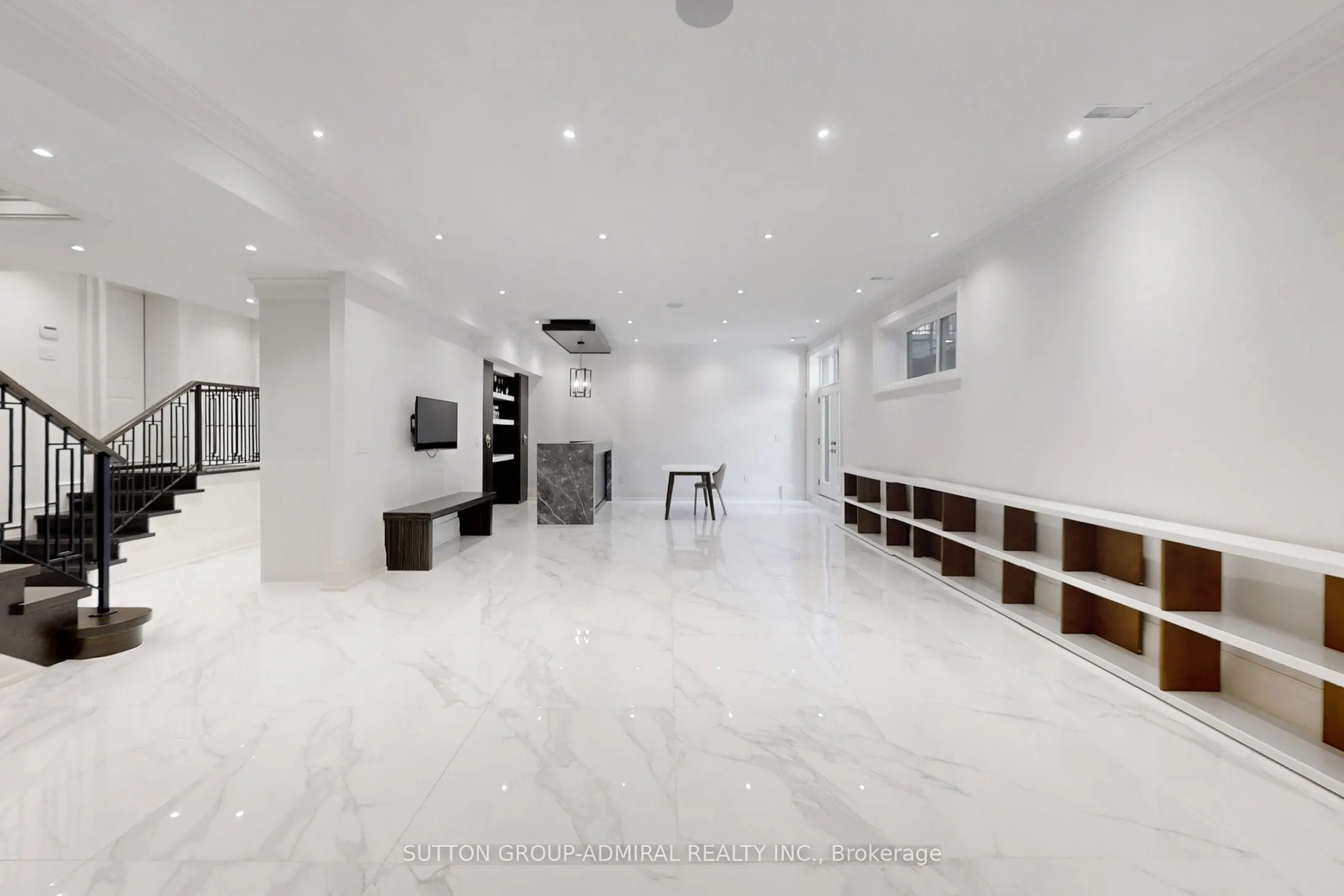 276 Strathallan Wood