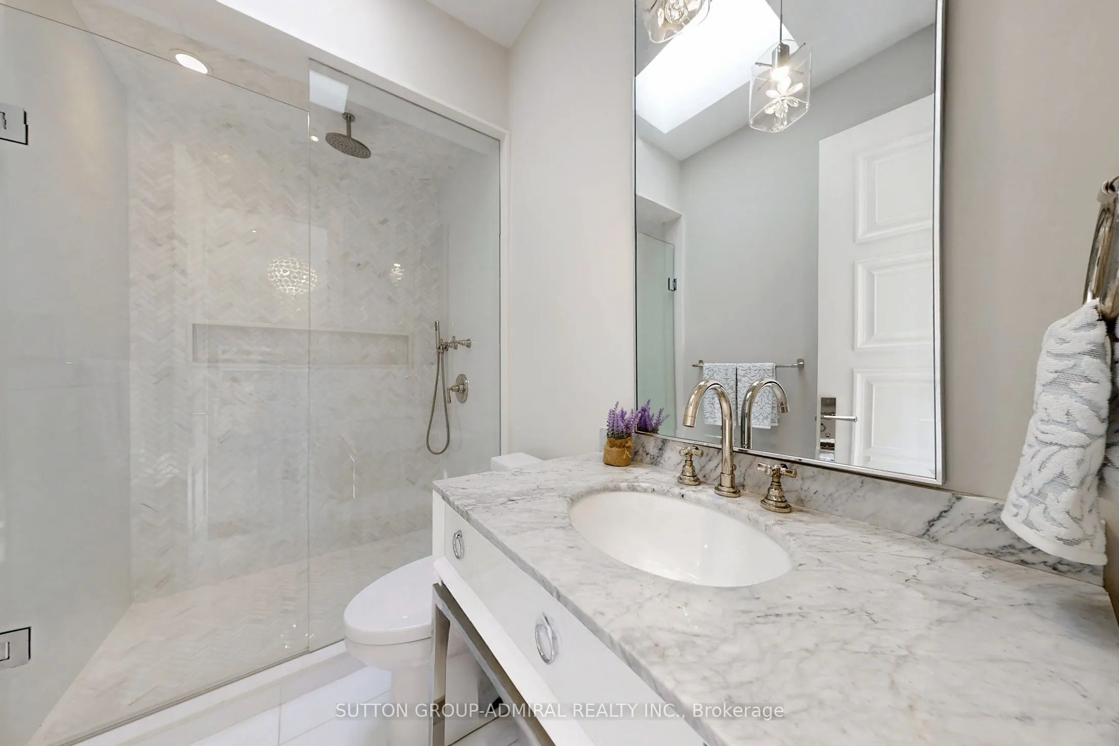 276 Strathallan Wood