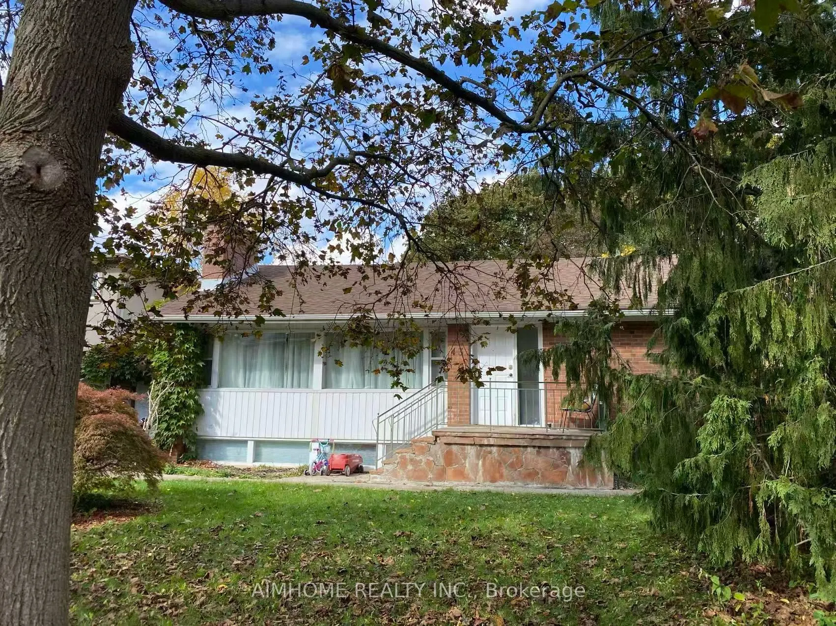 43 Plateau Crescent