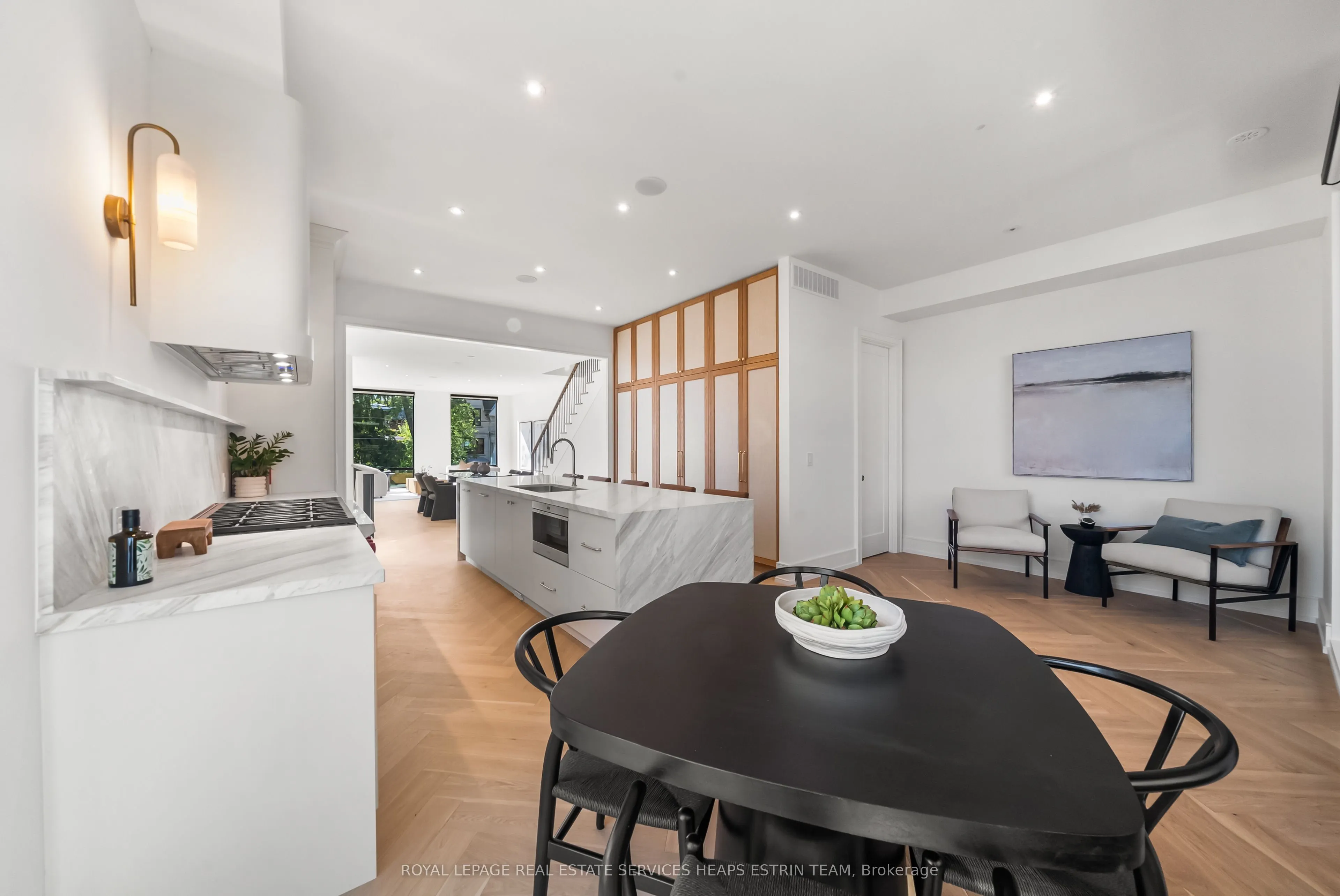 38 Evergreen Gardens