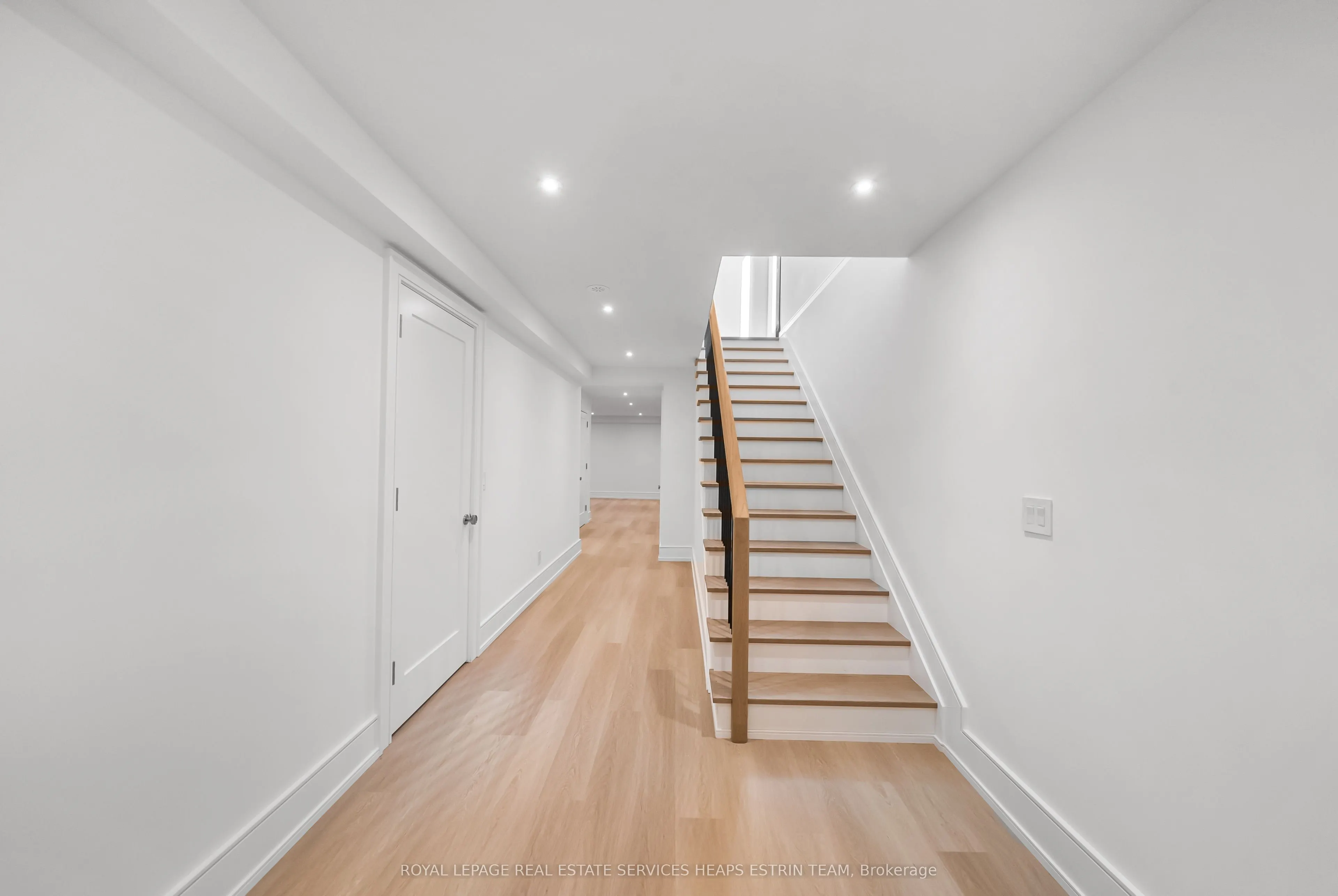 38 Evergreen Gardens