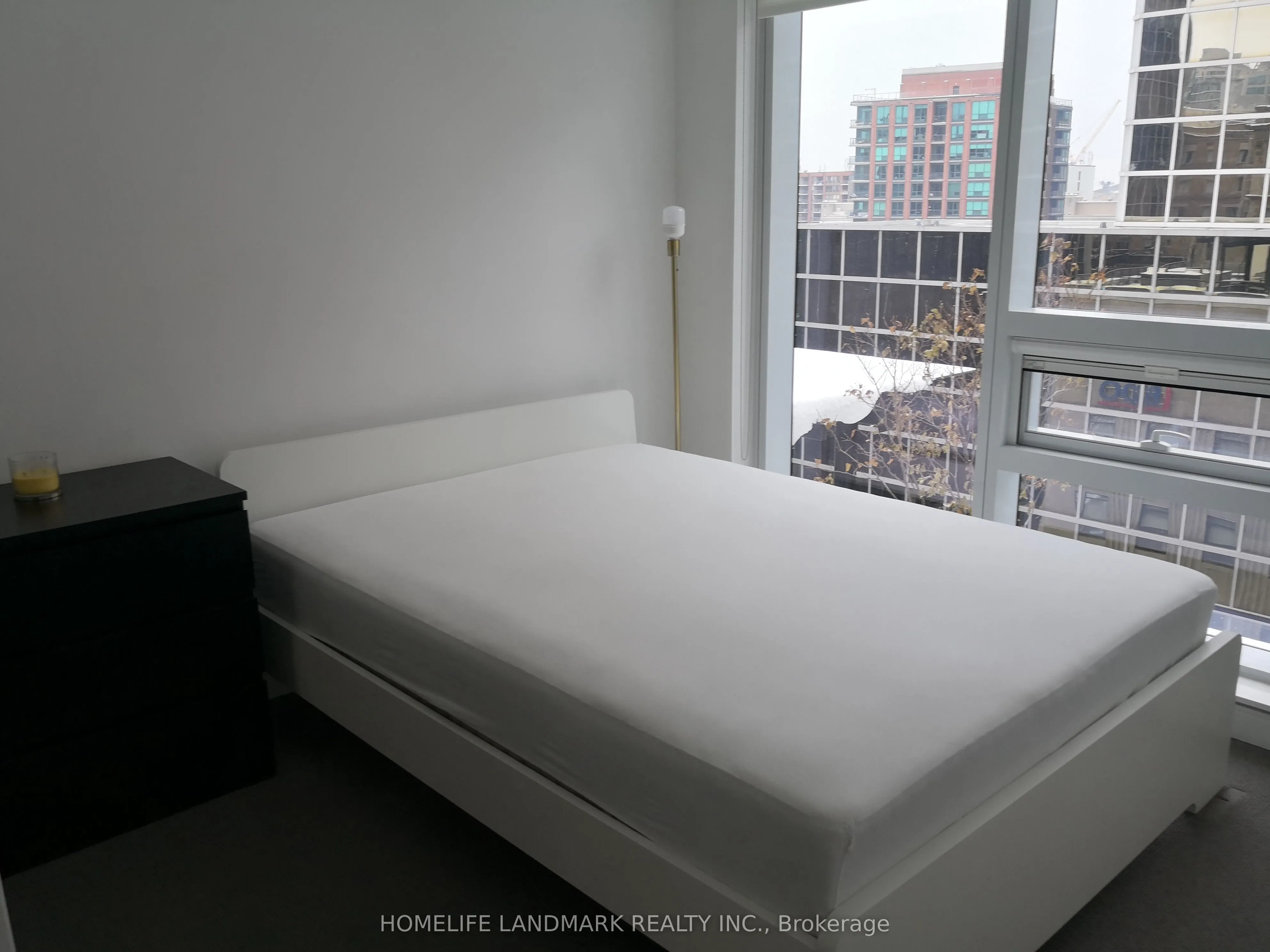 88 Scott Street, #711