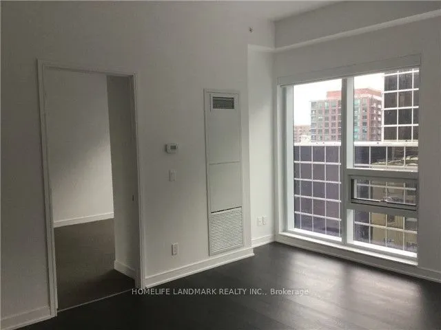 88 Scott Street, #711